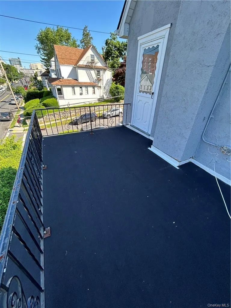 72 Soundview Street, New Rochelle, NY, 4 Bedrooms Bedrooms, 6 Rooms Rooms,2 BathroomsBathrooms,Residential Lease,For Rent,Soundview,0,992268 72 Soundview Street, New Rochelle, NY, 4 Bedrooms Bedrooms, 6 Rooms Rooms,2 BathroomsBathrooms,Residential Lease,For Rent,Soundview,0,992268