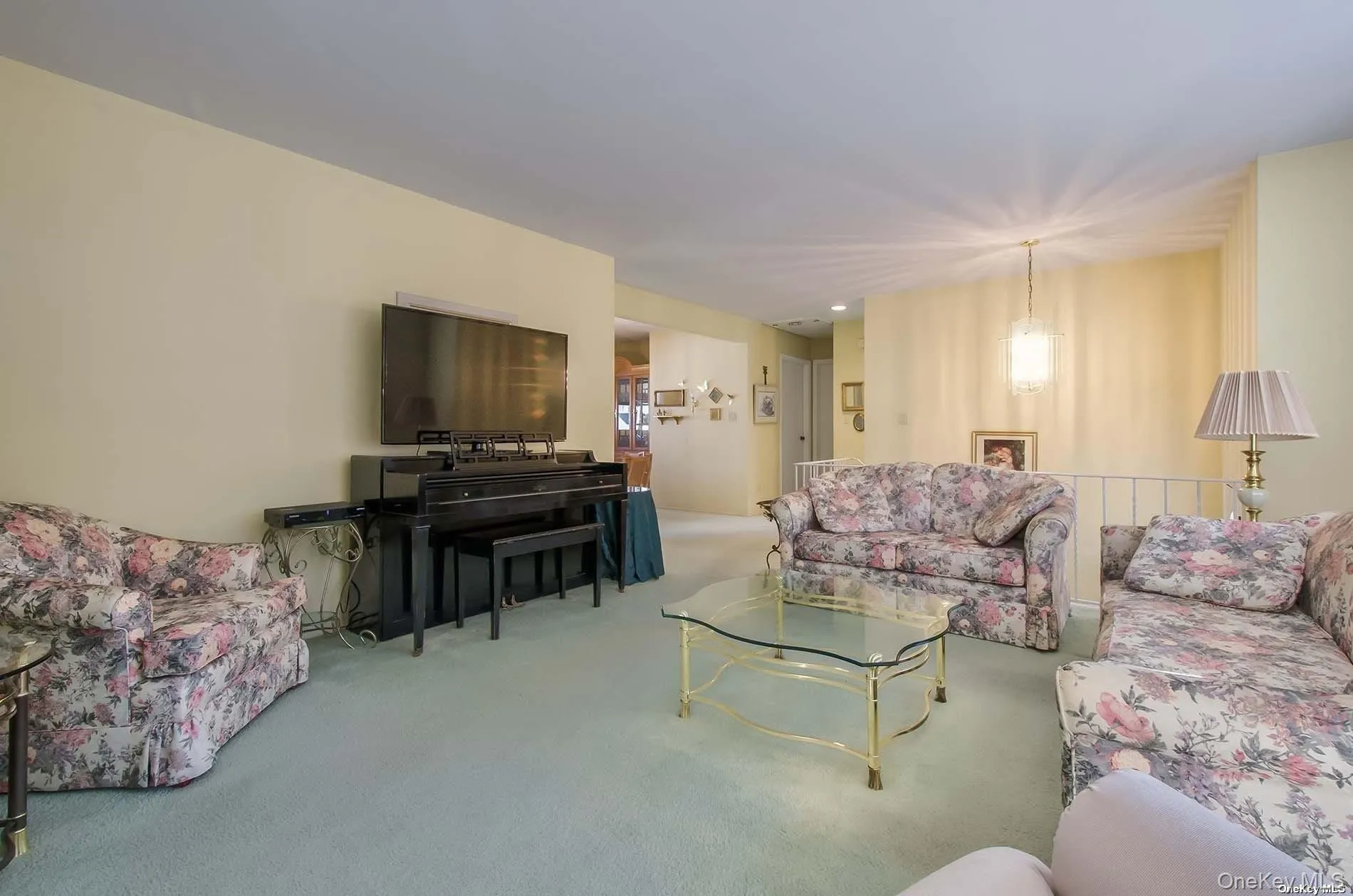 450 Lenox Road, Huntington, NY, 4 Bedrooms Bedrooms, 6 Rooms Rooms,2 BathroomsBathrooms,Residential Lease,For Rent,Lenox,0,992285 450 Lenox Road, Huntington, NY, 4 Bedrooms Bedrooms, 6 Rooms Rooms,2 BathroomsBathrooms,Residential Lease,For Rent,Lenox,0,992285