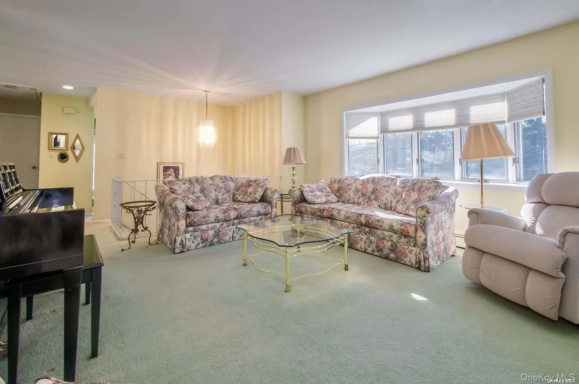 450 Lenox Road, Huntington, NY, 4 Bedrooms Bedrooms, 6 Rooms Rooms,2 BathroomsBathrooms,Residential Lease,For Rent,Lenox,0,992285 450 Lenox Road, Huntington, NY, 4 Bedrooms Bedrooms, 6 Rooms Rooms,2 BathroomsBathrooms,Residential Lease,For Rent,Lenox,0,992285