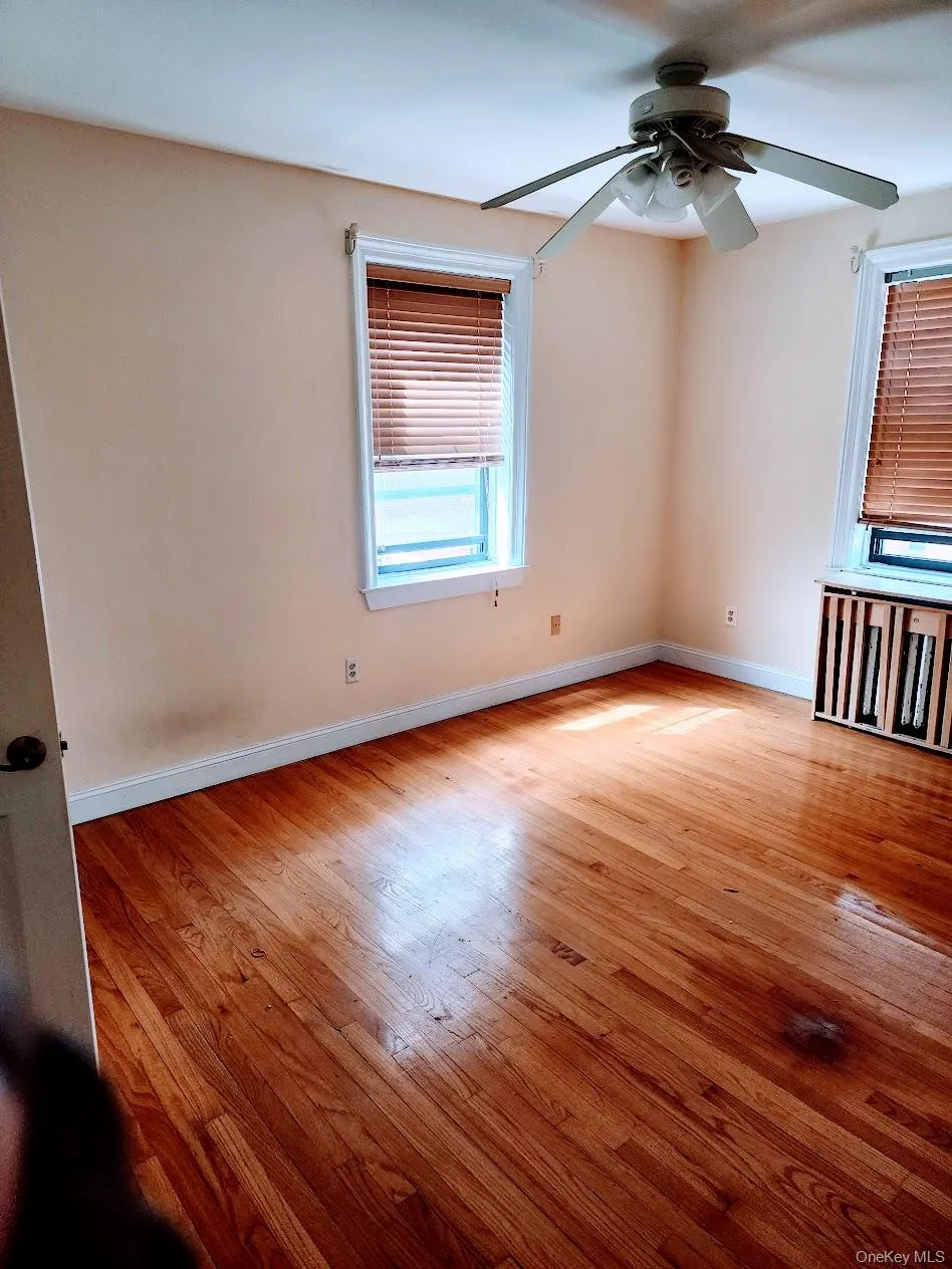 68 E. Hartsdale Avenue, Greenburgh, NY, 1 Bedroom Bedrooms, 3 Rooms Rooms,1 BathroomBathrooms,Residential,For Rent,E. Hartsdale,0,992286 68 E. Hartsdale Avenue, Greenburgh, NY, 1 Bedroom Bedrooms, 3 Rooms Rooms,1 BathroomBathrooms,Residential,For Rent,E. Hartsdale,0,992286