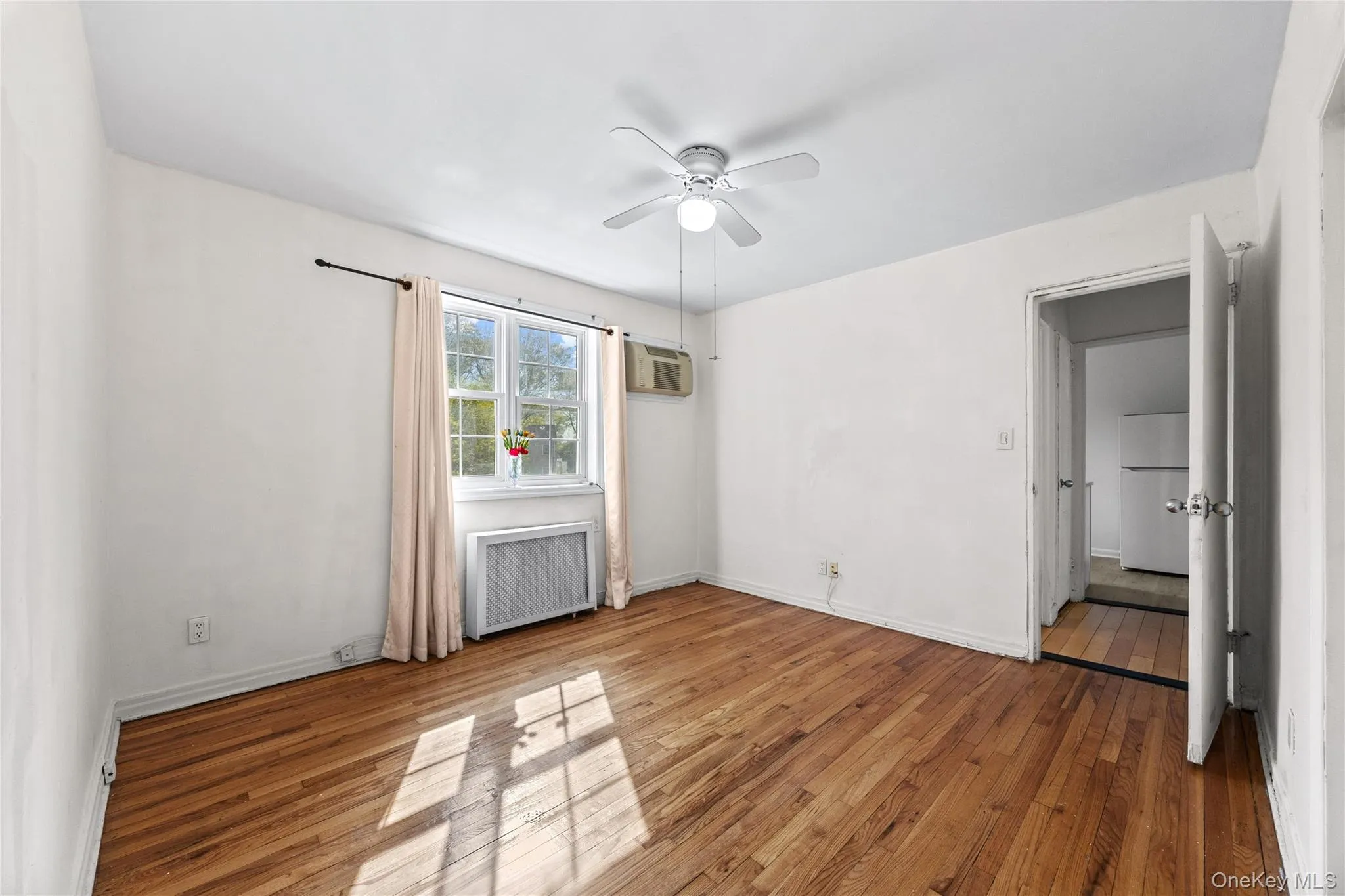 67-46 223rd Place, New York, NY, 1 Bedroom Bedrooms, 4 Rooms Rooms,1 BathroomBathrooms,Residential,For Rent,223rd,0,992295 67-46 223rd Place, New York, NY, 1 Bedroom Bedrooms, 4 Rooms Rooms,1 BathroomBathrooms,Residential,For Rent,223rd,0,992295