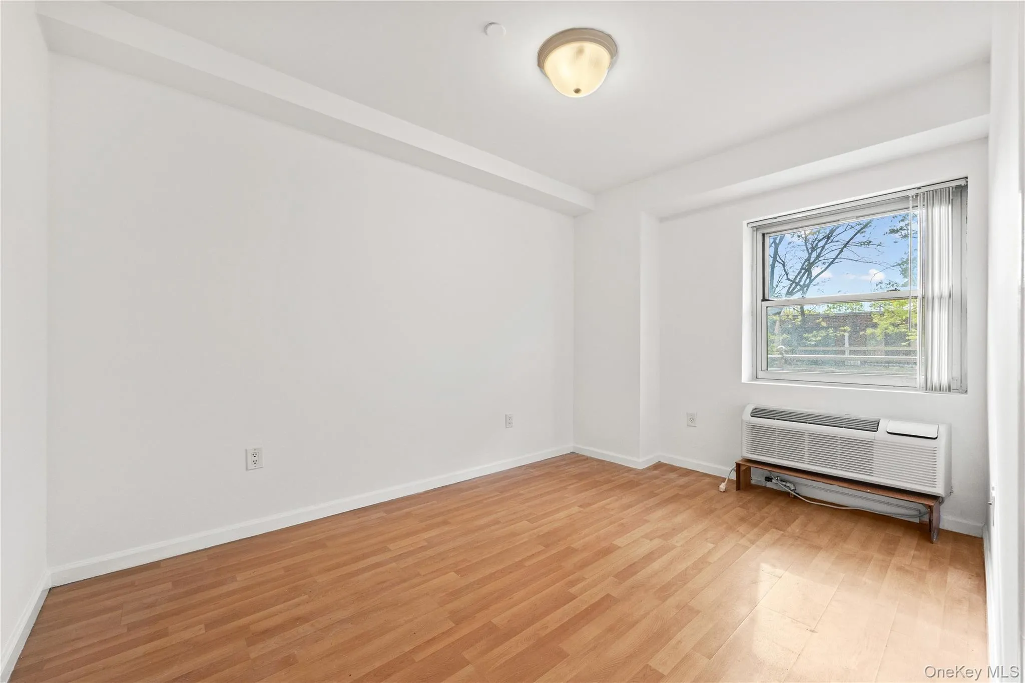 71-33 162nd Street, New York, NY, 2 Bedrooms Bedrooms, 5 Rooms Rooms,2 BathroomsBathrooms,Residential Lease,For Rent,162nd Street,0,992297 71-33 162nd Street, New York, NY, 2 Bedrooms Bedrooms, 5 Rooms Rooms,2 BathroomsBathrooms,Residential Lease,For Rent,162nd Street,0,992297