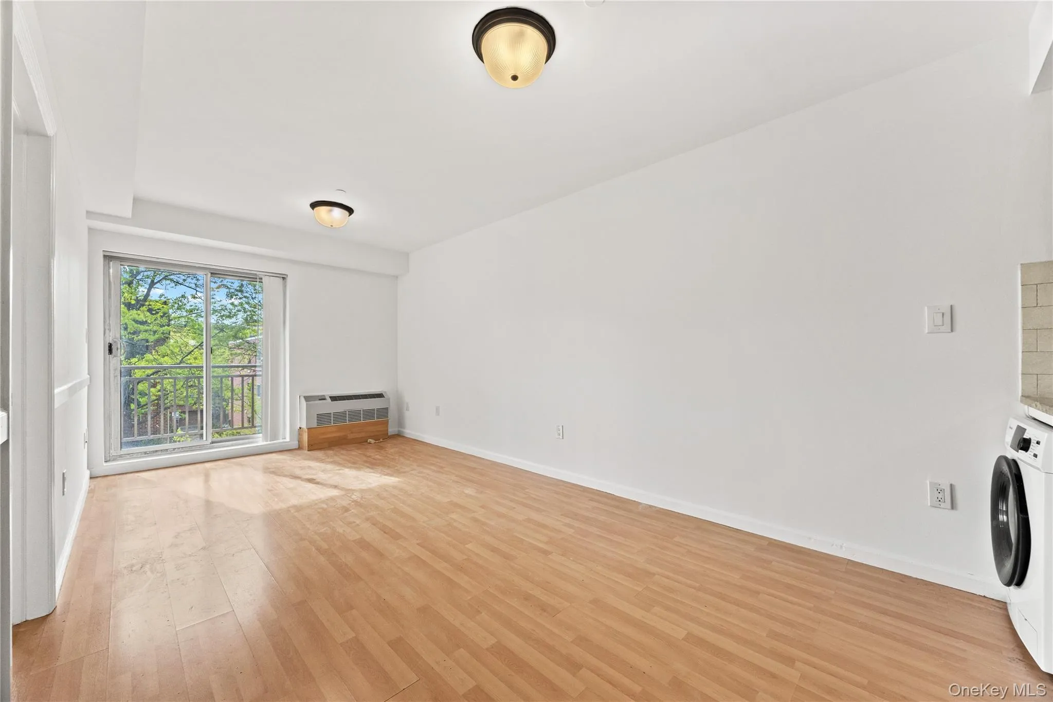 71-33 162nd Street, New York, NY, 2 Bedrooms Bedrooms, 5 Rooms Rooms,2 BathroomsBathrooms,Residential Lease,For Rent,162nd Street,0,992297 71-33 162nd Street, New York, NY, 2 Bedrooms Bedrooms, 5 Rooms Rooms,2 BathroomsBathrooms,Residential Lease,For Rent,162nd Street,0,992297