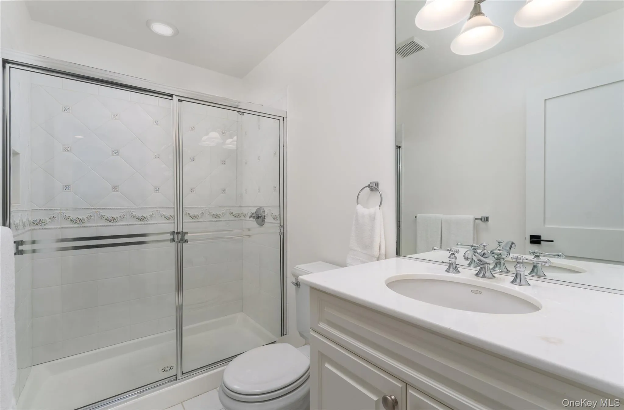 3 Bridies Path, Southampton, NY, 5 Bedrooms Bedrooms, 14 Rooms Rooms,5 BathroomsBathrooms,Residential,For Rent,Bridies,0,992304 3 Bridies Path, Southampton, NY, 5 Bedrooms Bedrooms, 14 Rooms Rooms,5 BathroomsBathrooms,Residential,For Rent,Bridies,0,992304