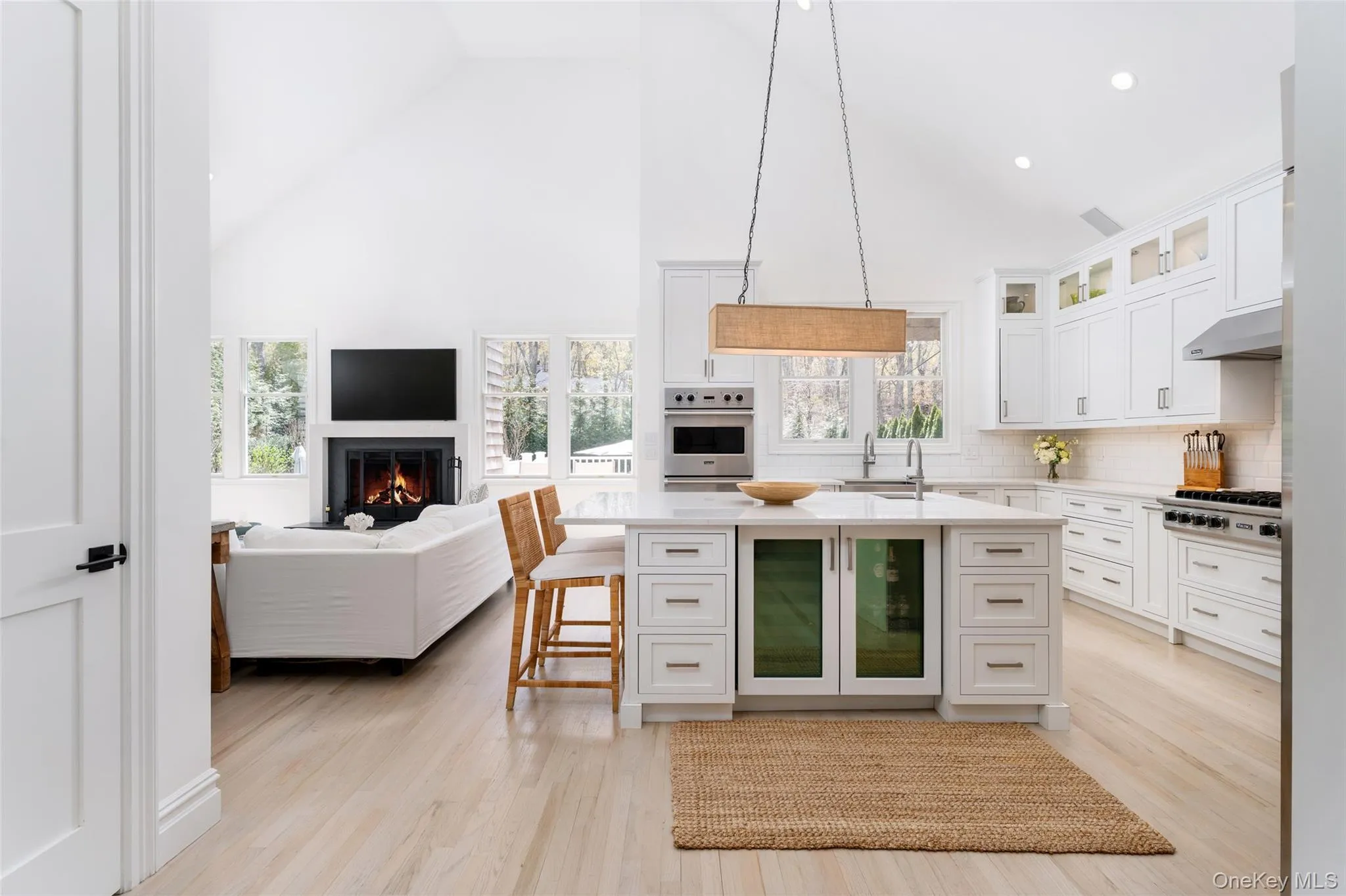 3 Bridies Path, Southampton, NY, 5 Bedrooms Bedrooms, 14 Rooms Rooms,5 BathroomsBathrooms,Residential,For Rent,Bridies,0,992304 3 Bridies Path, Southampton, NY, 5 Bedrooms Bedrooms, 14 Rooms Rooms,5 BathroomsBathrooms,Residential,For Rent,Bridies,0,992304