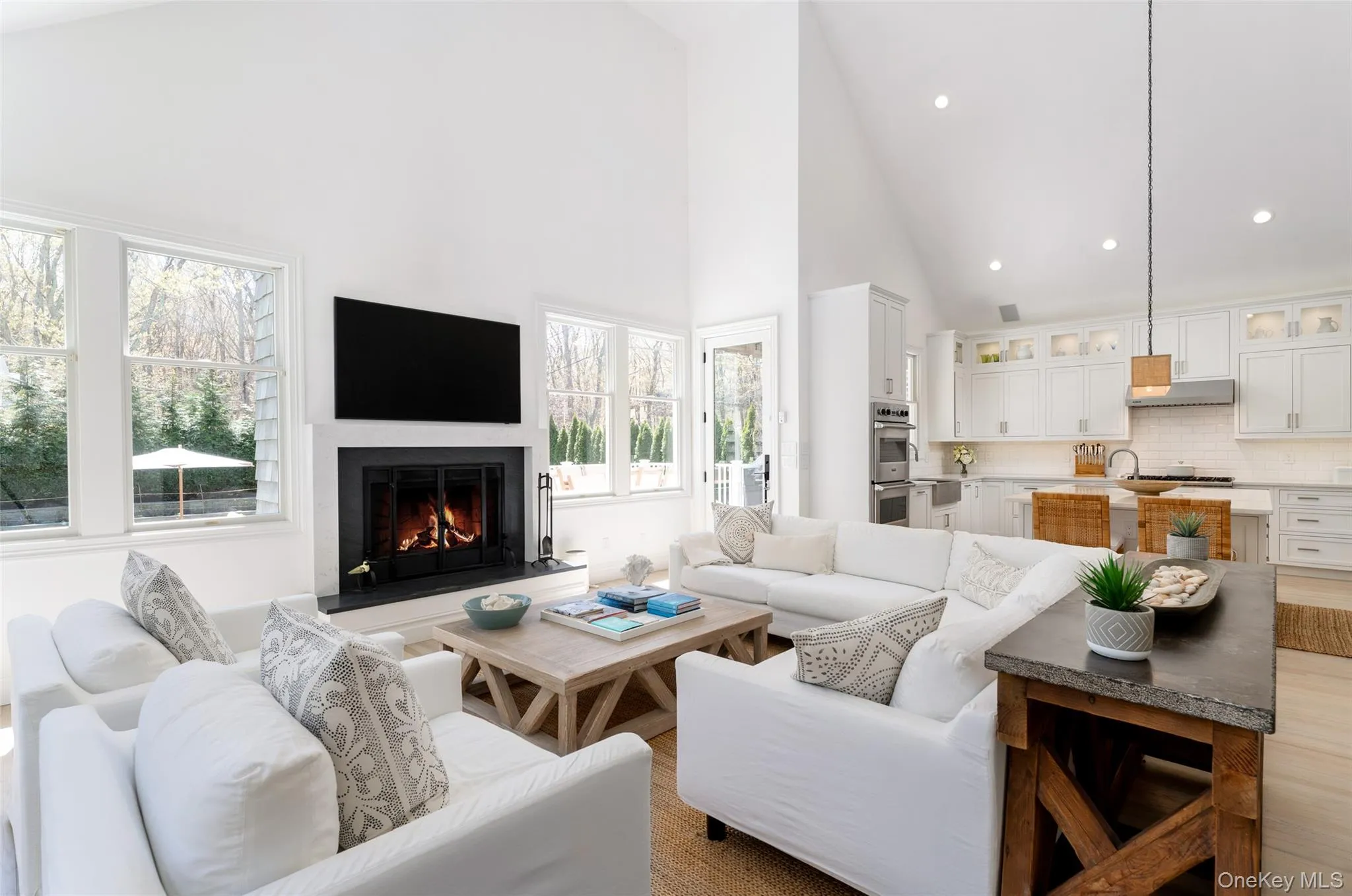 3 Bridies Path, Southampton, NY, 5 Bedrooms Bedrooms, 14 Rooms Rooms,5 BathroomsBathrooms,Residential,For Rent,Bridies,0,992304 3 Bridies Path, Southampton, NY, 5 Bedrooms Bedrooms, 14 Rooms Rooms,5 BathroomsBathrooms,Residential,For Rent,Bridies,0,992304