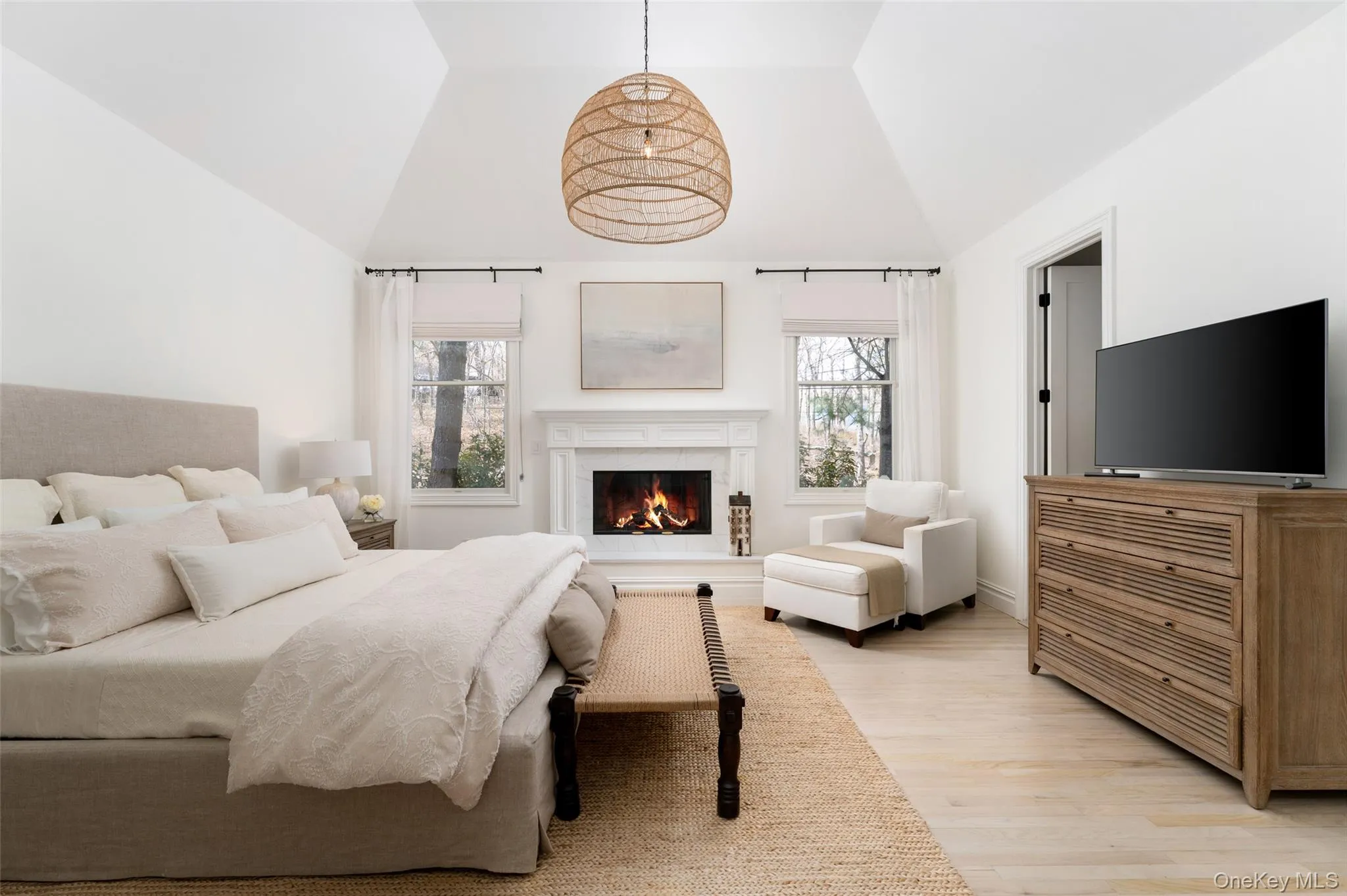 3 Bridies Path, Southampton, NY, 5 Bedrooms Bedrooms, 14 Rooms Rooms,5 BathroomsBathrooms,Residential,For Rent,Bridies,0,992304 3 Bridies Path, Southampton, NY, 5 Bedrooms Bedrooms, 14 Rooms Rooms,5 BathroomsBathrooms,Residential,For Rent,Bridies,0,992304