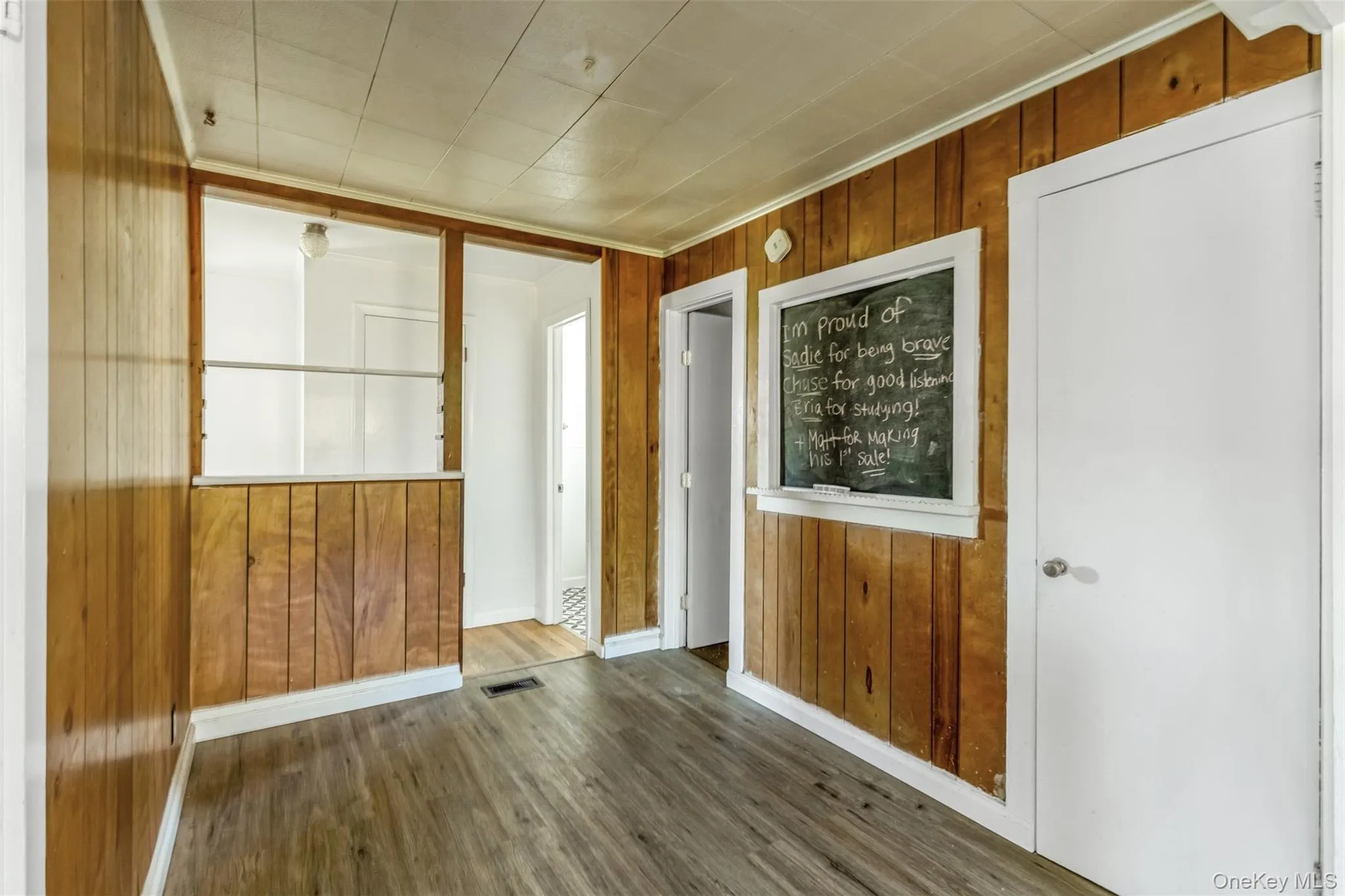 135 Corwin Street, Southold, NY, 5 Bedrooms Bedrooms, 10 Rooms Rooms,1 BathroomBathrooms,Residential,For Rent,Corwin,0,992307 135 Corwin Street, Southold, NY, 5 Bedrooms Bedrooms, 10 Rooms Rooms,1 BathroomBathrooms,Residential,For Rent,Corwin,0,992307