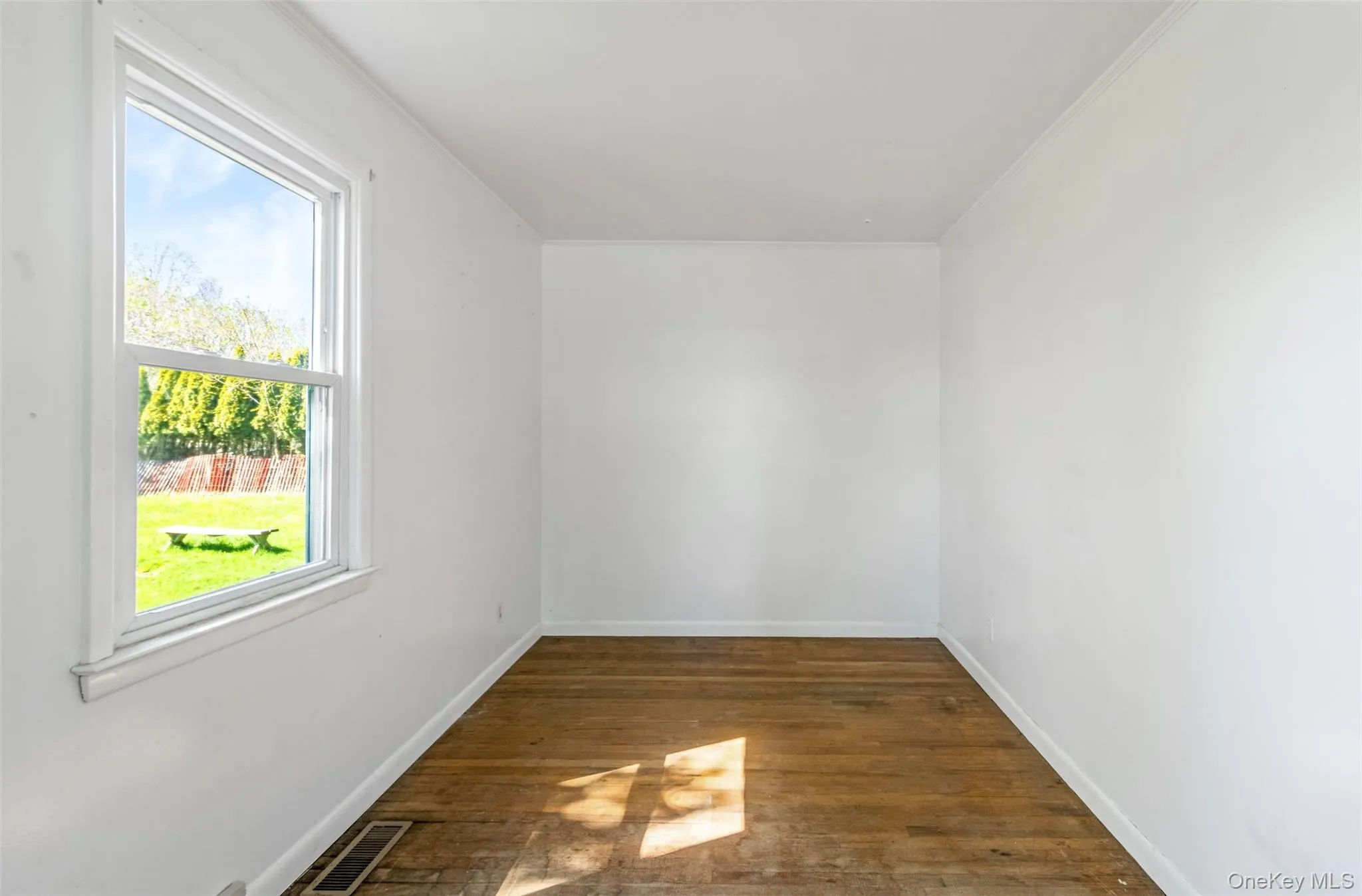 135 Corwin Street, Southold, NY, 5 Bedrooms Bedrooms, 10 Rooms Rooms,1 BathroomBathrooms,Residential,For Rent,Corwin,0,992307 135 Corwin Street, Southold, NY, 5 Bedrooms Bedrooms, 10 Rooms Rooms,1 BathroomBathrooms,Residential,For Rent,Corwin,0,992307