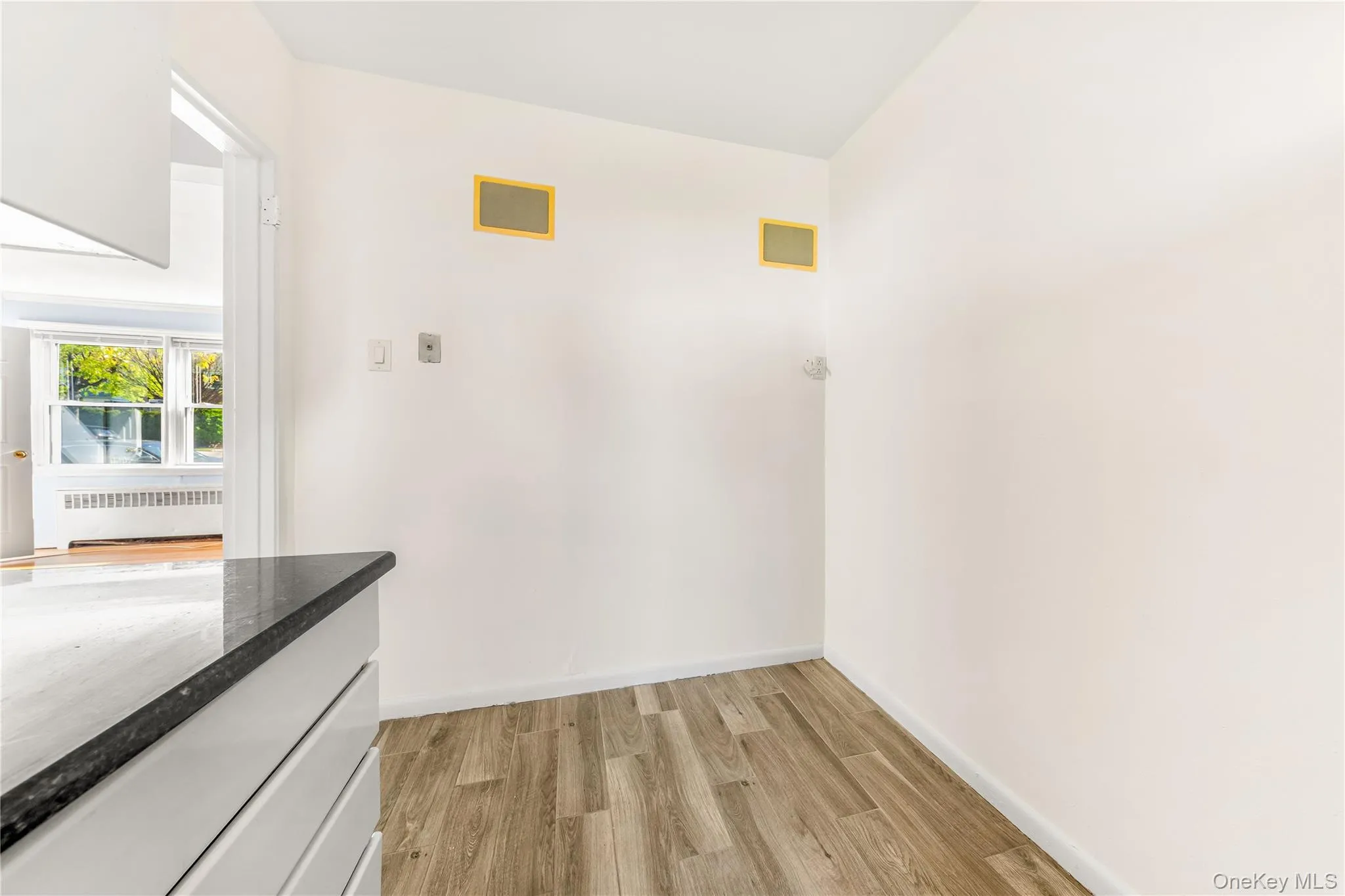 71-46 Little Neck Parkway, New York, NY, 1 Bedroom Bedrooms, 5 Rooms Rooms,1 BathroomBathrooms,Residential,For Rent,Little Neck,0,992308 71-46 Little Neck Parkway, New York, NY, 1 Bedroom Bedrooms, 5 Rooms Rooms,1 BathroomBathrooms,Residential,For Rent,Little Neck,0,992308