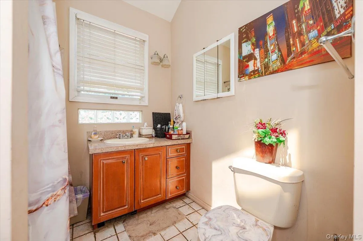 35 Cooke Avenue, Brookhaven, NY, 4 Bedrooms Bedrooms, 10 Rooms Rooms,3 BathroomsBathrooms,Residential,For Rent,Cooke,0,992339 35 Cooke Avenue, Brookhaven, NY, 4 Bedrooms Bedrooms, 10 Rooms Rooms,3 BathroomsBathrooms,Residential,For Rent,Cooke,0,992339