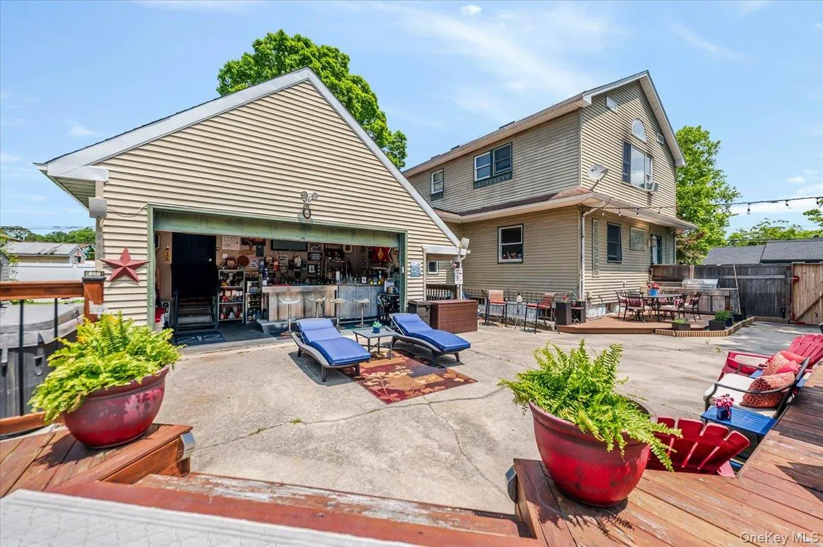 35 Cooke Avenue, Brookhaven, NY, 4 Bedrooms Bedrooms, 10 Rooms Rooms,3 BathroomsBathrooms,Residential,For Rent,Cooke,0,992339 35 Cooke Avenue, Brookhaven, NY, 4 Bedrooms Bedrooms, 10 Rooms Rooms,3 BathroomsBathrooms,Residential,For Rent,Cooke,0,992339