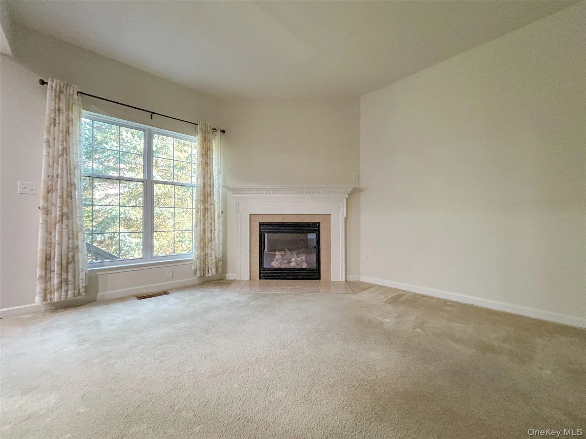 1063 Dutcher Drive, Fishkill, NY, 2 Bedrooms Bedrooms, 8 Rooms Rooms,2 BathroomsBathrooms,Residential Lease,For Rent,Dutcher,0,992344 1063 Dutcher Drive, Fishkill, NY, 2 Bedrooms Bedrooms, 8 Rooms Rooms,2 BathroomsBathrooms,Residential Lease,For Rent,Dutcher,0,992344