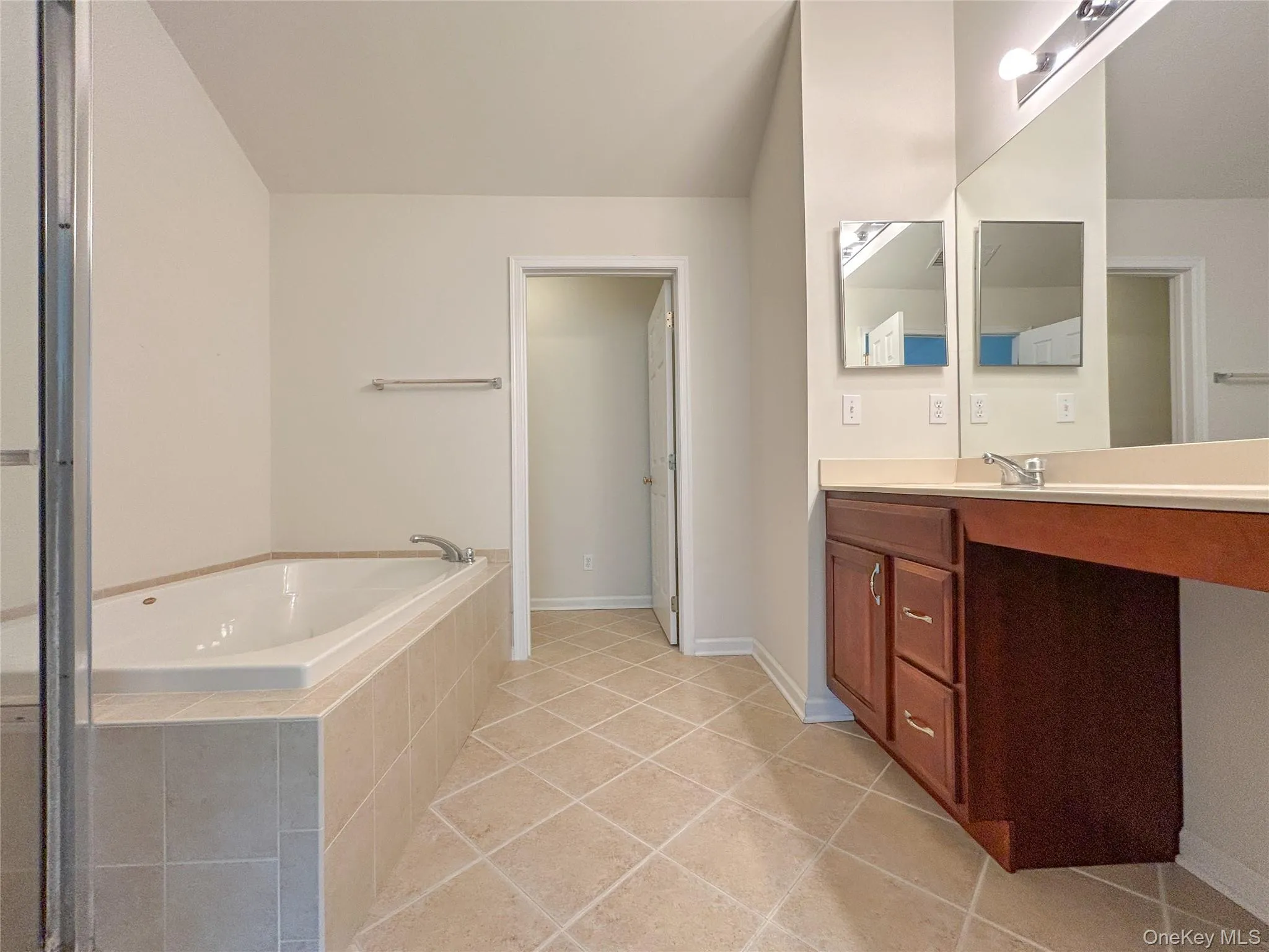 1063 Dutcher Drive, Fishkill, NY, 2 Bedrooms Bedrooms, 8 Rooms Rooms,2 BathroomsBathrooms,Residential Lease,For Rent,Dutcher,0,992344 1063 Dutcher Drive, Fishkill, NY, 2 Bedrooms Bedrooms, 8 Rooms Rooms,2 BathroomsBathrooms,Residential Lease,For Rent,Dutcher,0,992344