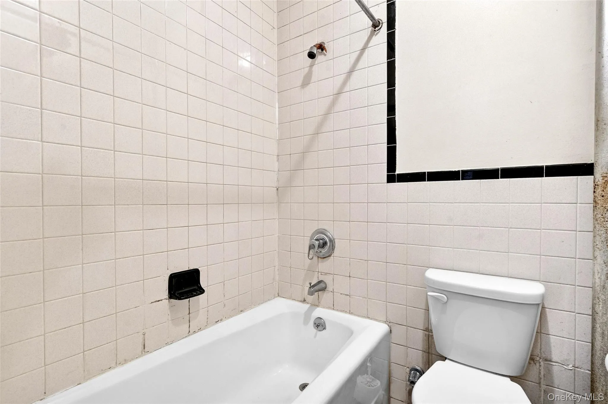 510 172nd Street, New York, NY, 3 Bedrooms Bedrooms, 5 Rooms Rooms,1 BathroomBathrooms,Residential,For Rent,172nd,0,992347 510 172nd Street, New York, NY, 3 Bedrooms Bedrooms, 5 Rooms Rooms,1 BathroomBathrooms,Residential,For Rent,172nd,0,992347