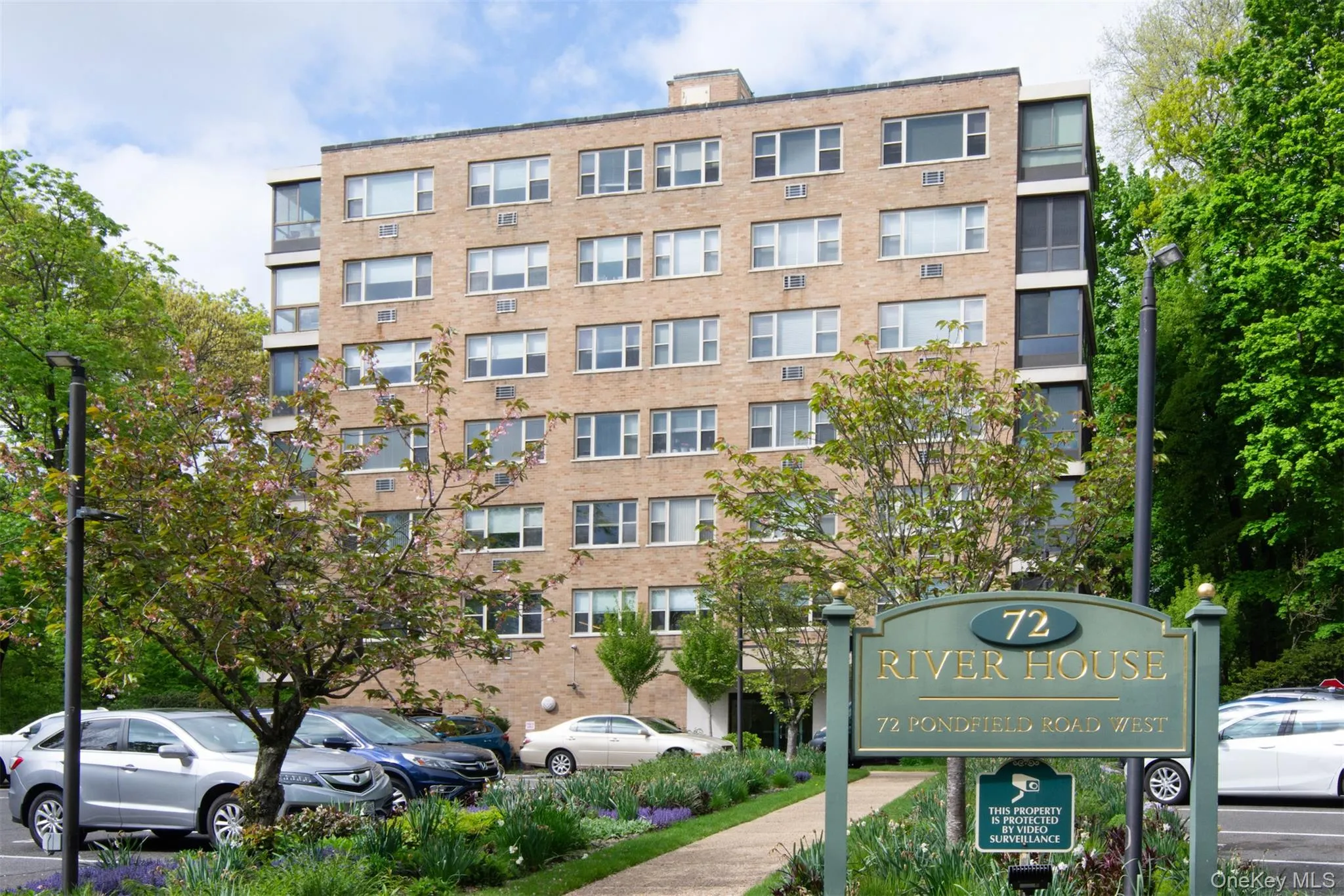 72 Pondfield Road West, Eastchester, NY, 2 Bedrooms Bedrooms, 5 Rooms Rooms,2 BathroomsBathrooms,Residential,For Rent,Pondfield Road West,0,992355 72 Pondfield Road West, Eastchester, NY, 2 Bedrooms Bedrooms, 5 Rooms Rooms,2 BathroomsBathrooms,Residential,For Rent,Pondfield Road West,0,992355