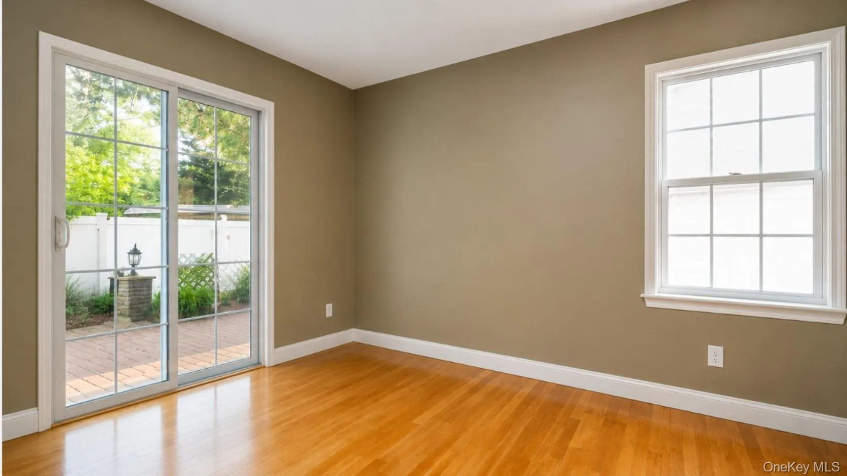 502 Martha Avenue, Brookhaven, NY, 3 Bedrooms Bedrooms, 7 Rooms Rooms,2 BathroomsBathrooms,Residential,For Rent,Martha,0,992370 502 Martha Avenue, Brookhaven, NY, 3 Bedrooms Bedrooms, 7 Rooms Rooms,2 BathroomsBathrooms,Residential,For Rent,Martha,0,992370