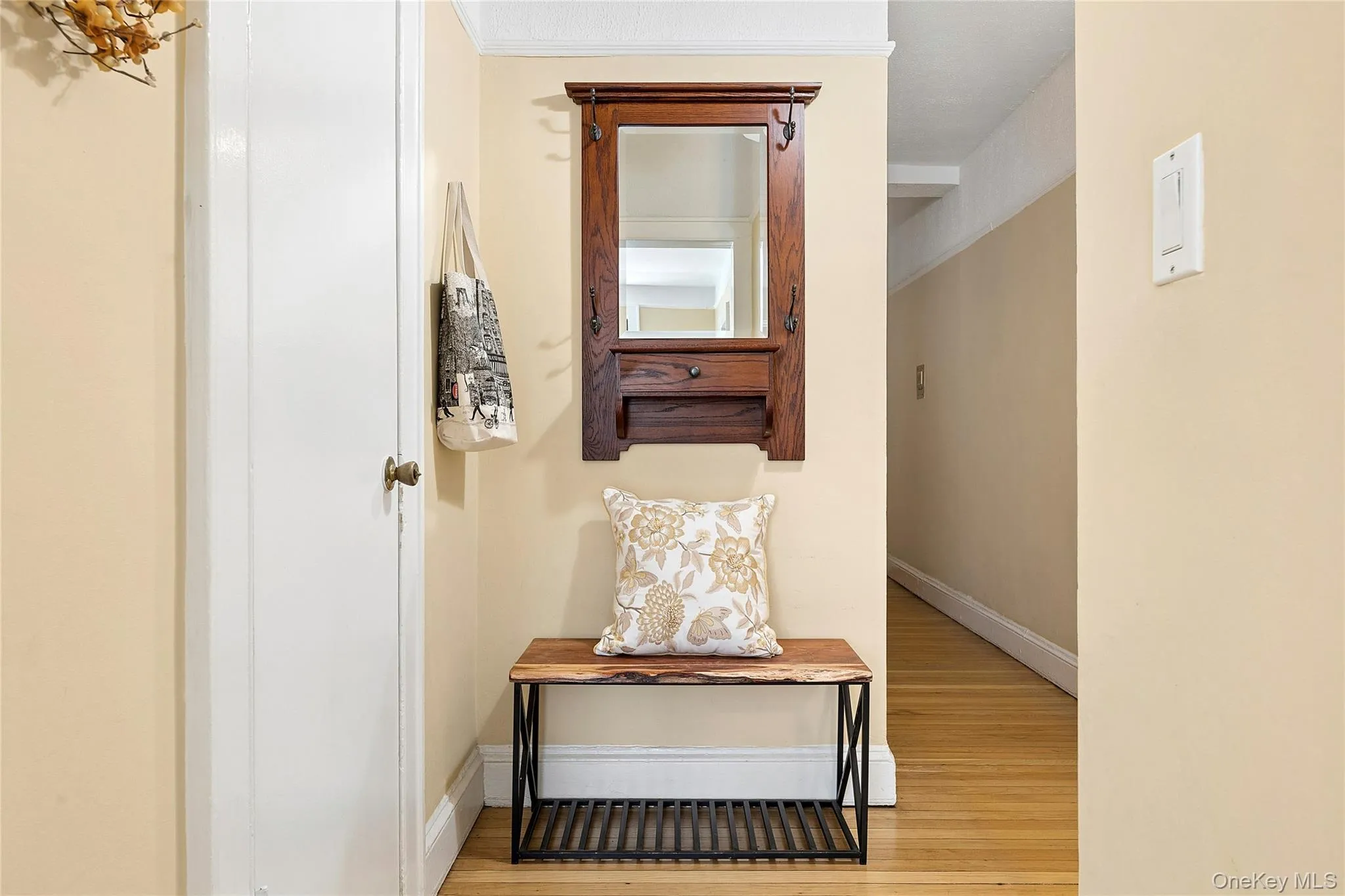 Entrance Foyer with coat closet Entrance Foyer with coat closet