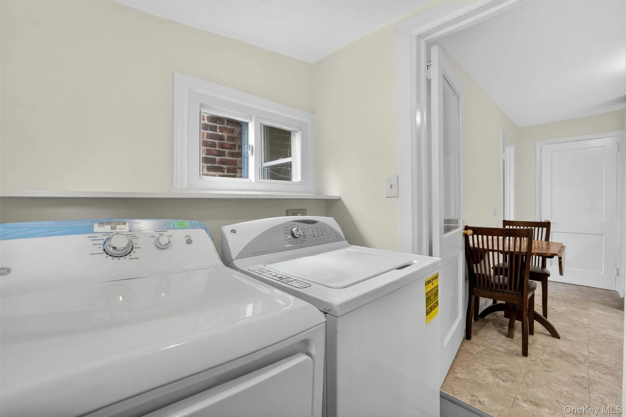 58 Delano Avenue, Yonkers, NY, 2 Bedrooms Bedrooms, 6 Rooms Rooms,1 BathroomBathrooms,Residential,For Rent,Delano,0,992379 58 Delano Avenue, Yonkers, NY, 2 Bedrooms Bedrooms, 6 Rooms Rooms,1 BathroomBathrooms,Residential,For Rent,Delano,0,992379