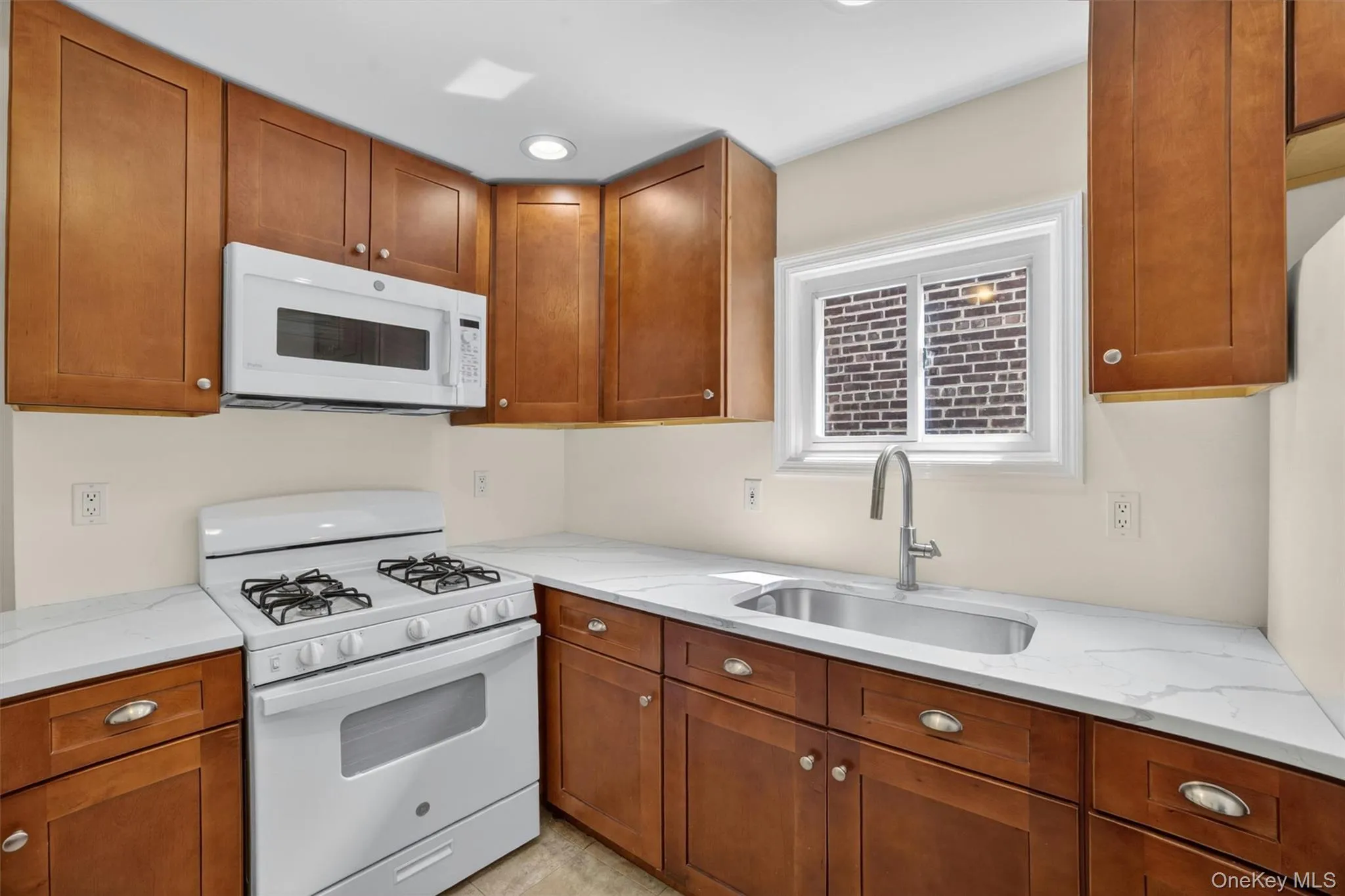 58 Delano Avenue, Yonkers, NY, 2 Bedrooms Bedrooms, 6 Rooms Rooms,1 BathroomBathrooms,Residential,For Rent,Delano,0,992379 58 Delano Avenue, Yonkers, NY, 2 Bedrooms Bedrooms, 6 Rooms Rooms,1 BathroomBathrooms,Residential,For Rent,Delano,0,992379