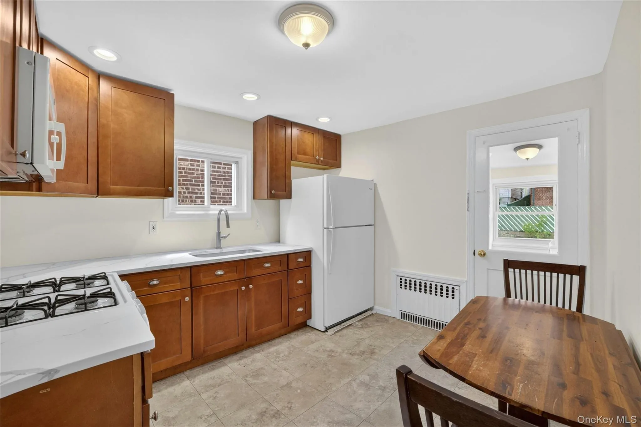 58 Delano Avenue, Yonkers, NY, 2 Bedrooms Bedrooms, 6 Rooms Rooms,1 BathroomBathrooms,Residential,For Rent,Delano,0,992379 58 Delano Avenue, Yonkers, NY, 2 Bedrooms Bedrooms, 6 Rooms Rooms,1 BathroomBathrooms,Residential,For Rent,Delano,0,992379