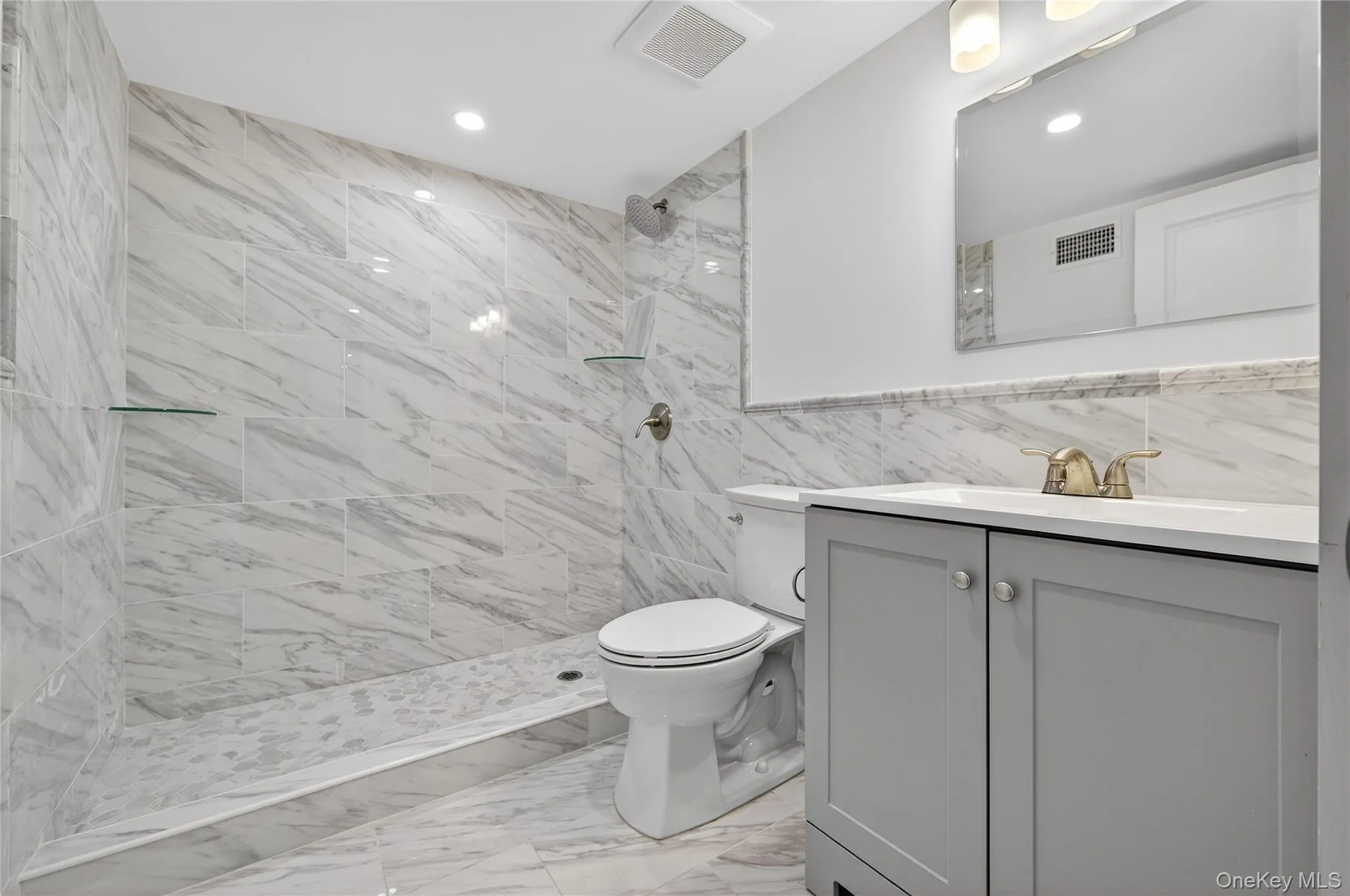 5 Pepperday Avenue, North Hempstead, NY, 4 Bedrooms Bedrooms, 10 Rooms Rooms,5 BathroomsBathrooms,Residential,For Rent,Pepperday,0,992389 5 Pepperday Avenue, North Hempstead, NY, 4 Bedrooms Bedrooms, 10 Rooms Rooms,5 BathroomsBathrooms,Residential,For Rent,Pepperday,0,992389