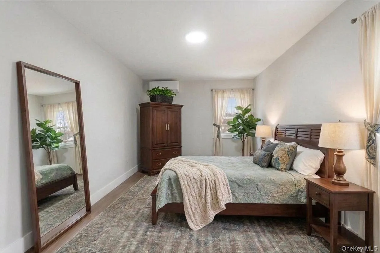 Primary bedroom (main floor)staged. Primary bedroom (main floor)staged.