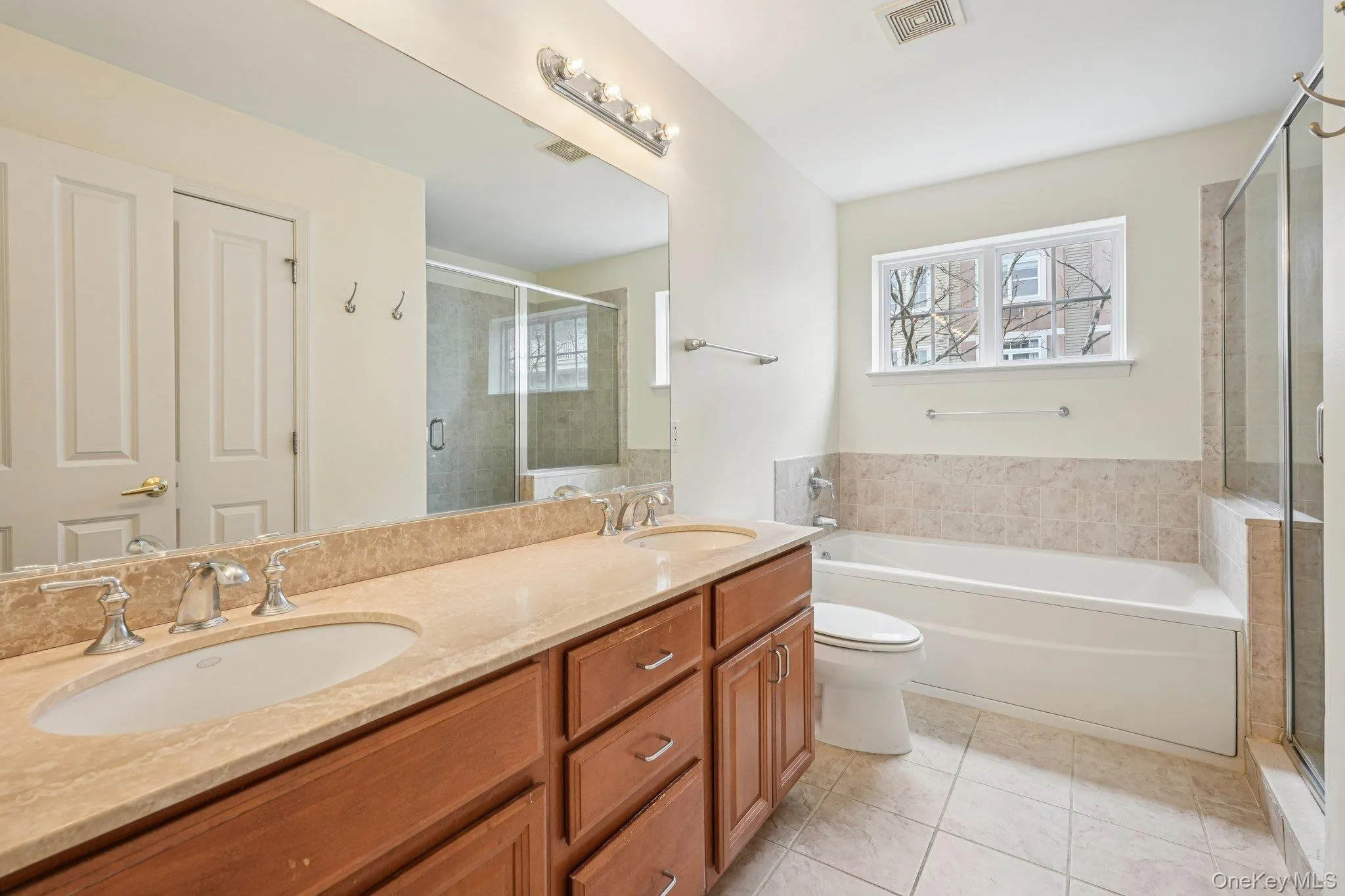 2 Leeward Drive, Haverstraw, NY, 2 Bedrooms Bedrooms, 8 Rooms Rooms,2 BathroomsBathrooms,Residential Lease,For Rent,Leeward,0,992398 2 Leeward Drive, Haverstraw, NY, 2 Bedrooms Bedrooms, 8 Rooms Rooms,2 BathroomsBathrooms,Residential Lease,For Rent,Leeward,0,992398