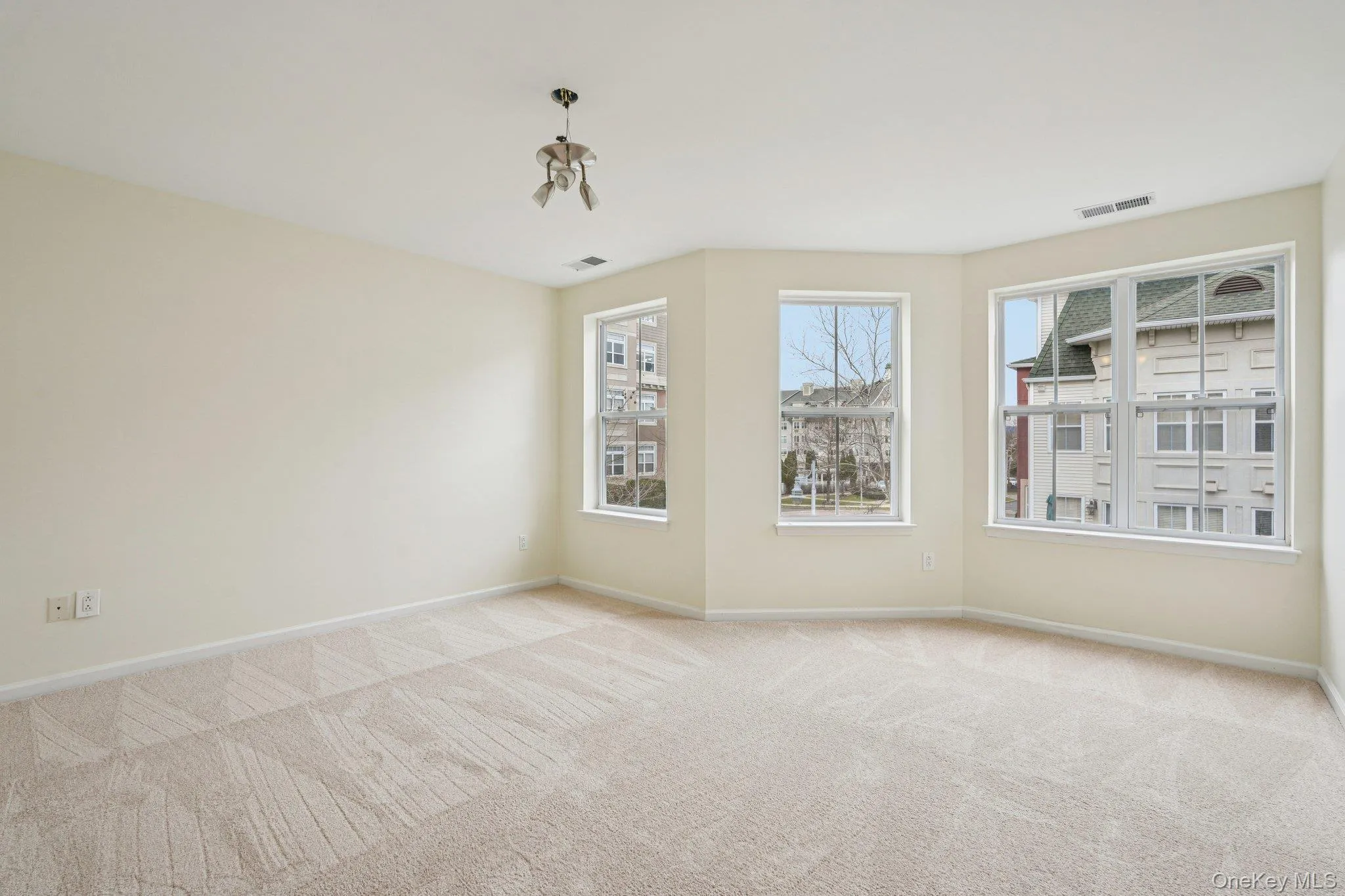 2 Leeward Drive, Haverstraw, NY, 2 Bedrooms Bedrooms, 8 Rooms Rooms,2 BathroomsBathrooms,Residential Lease,For Rent,Leeward,0,992398 2 Leeward Drive, Haverstraw, NY, 2 Bedrooms Bedrooms, 8 Rooms Rooms,2 BathroomsBathrooms,Residential Lease,For Rent,Leeward,0,992398