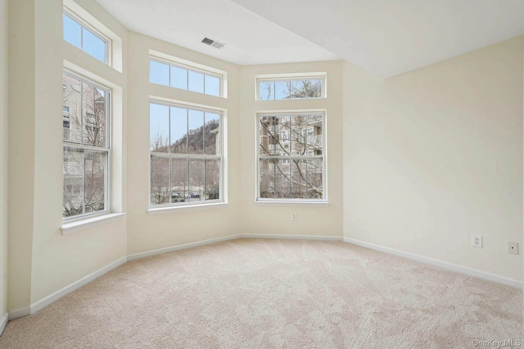 2nd bedroom 2nd bedroom