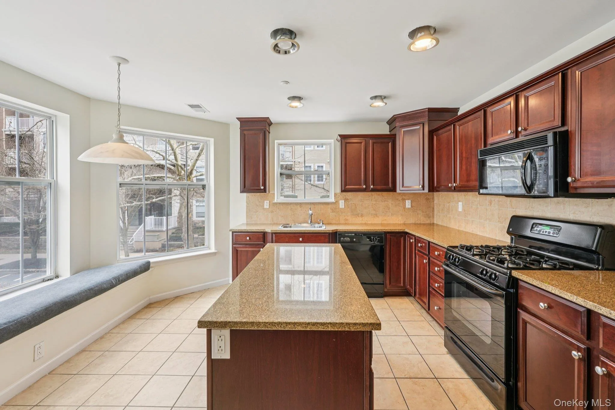 2 Leeward Drive, Haverstraw, NY, 2 Bedrooms Bedrooms, 8 Rooms Rooms,2 BathroomsBathrooms,Residential Lease,For Rent,Leeward,0,992398 2 Leeward Drive, Haverstraw, NY, 2 Bedrooms Bedrooms, 8 Rooms Rooms,2 BathroomsBathrooms,Residential Lease,For Rent,Leeward,0,992398