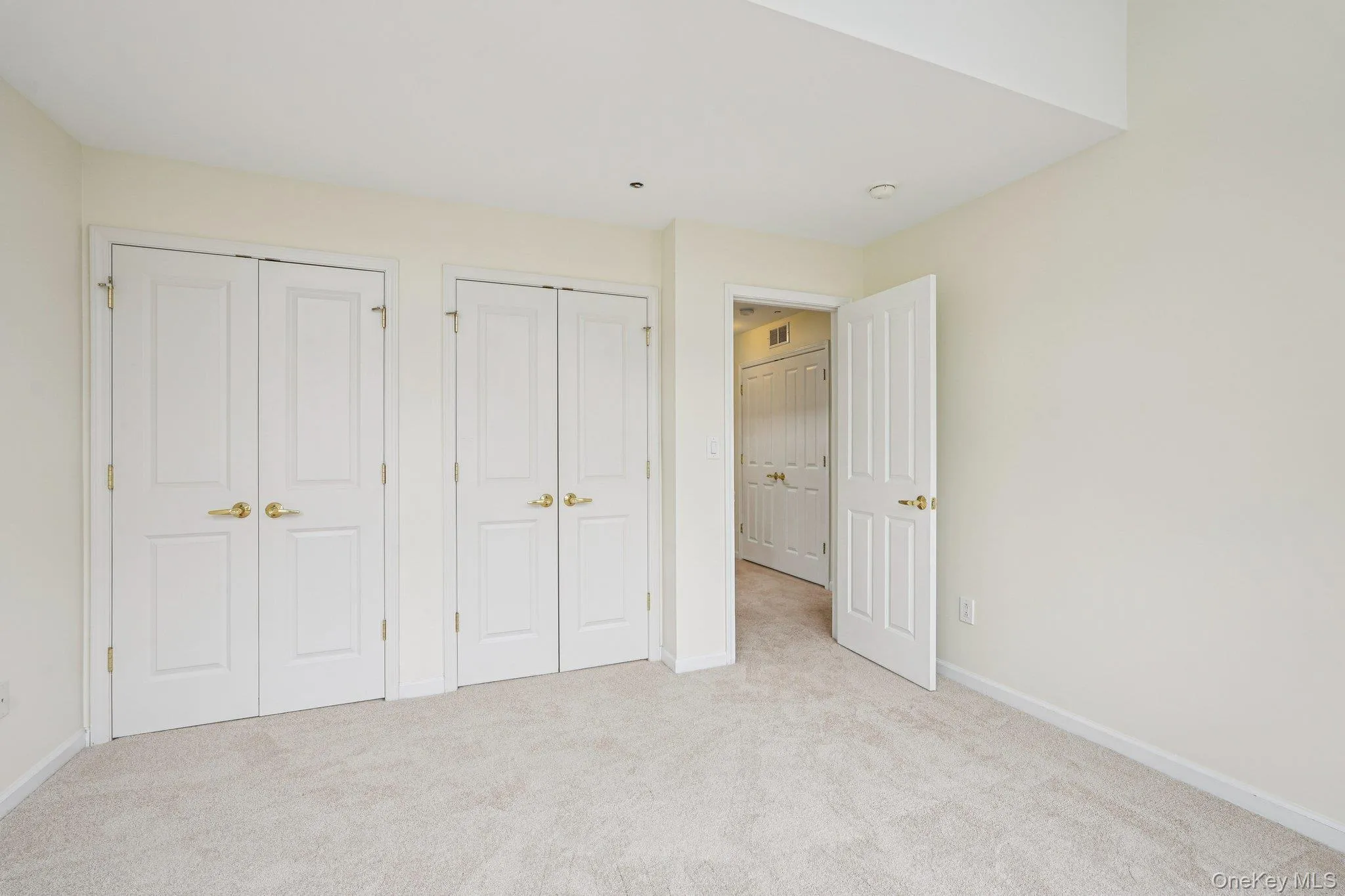 2nd bedroom 2nd bedroom