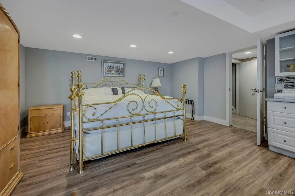 11 Convent Lane, Brookhaven, NY, 5 Bedrooms Bedrooms, 14 Rooms Rooms,4 BathroomsBathrooms,Residential,For Rent,Convent,0,992423 11 Convent Lane, Brookhaven, NY, 5 Bedrooms Bedrooms, 14 Rooms Rooms,4 BathroomsBathrooms,Residential,For Rent,Convent,0,992423