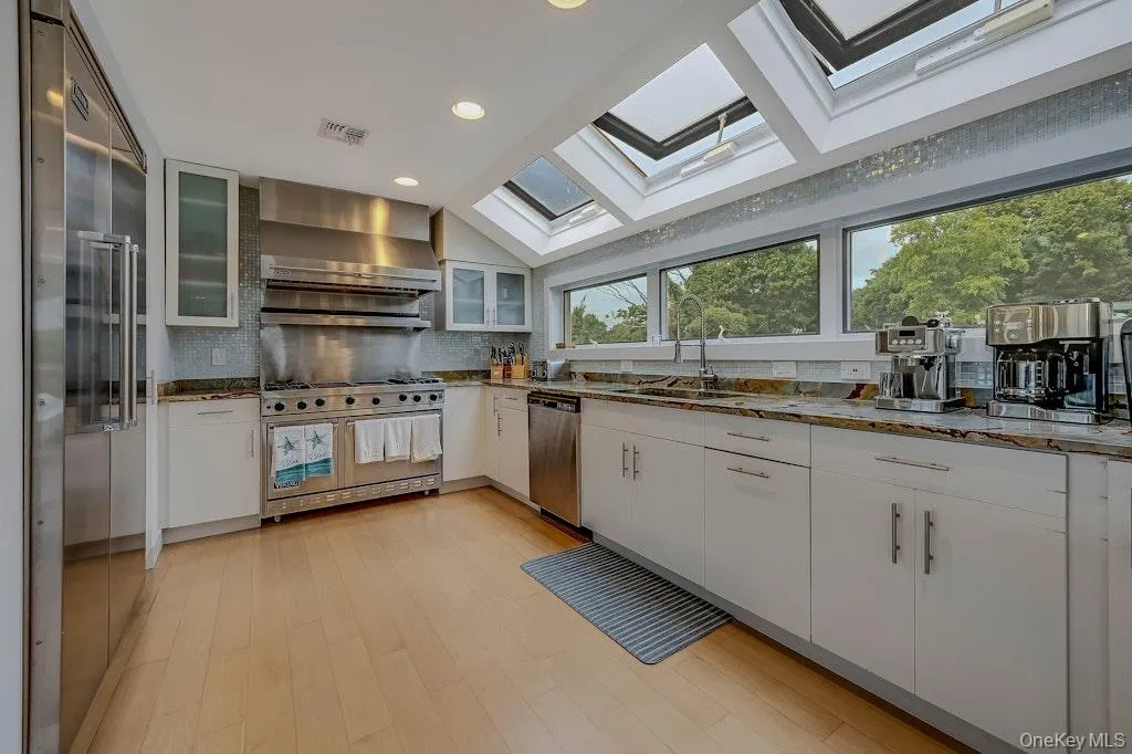 11 Convent Lane, Brookhaven, NY, 5 Bedrooms Bedrooms, 14 Rooms Rooms,4 BathroomsBathrooms,Residential,For Rent,Convent,0,992423 11 Convent Lane, Brookhaven, NY, 5 Bedrooms Bedrooms, 14 Rooms Rooms,4 BathroomsBathrooms,Residential,For Rent,Convent,0,992423