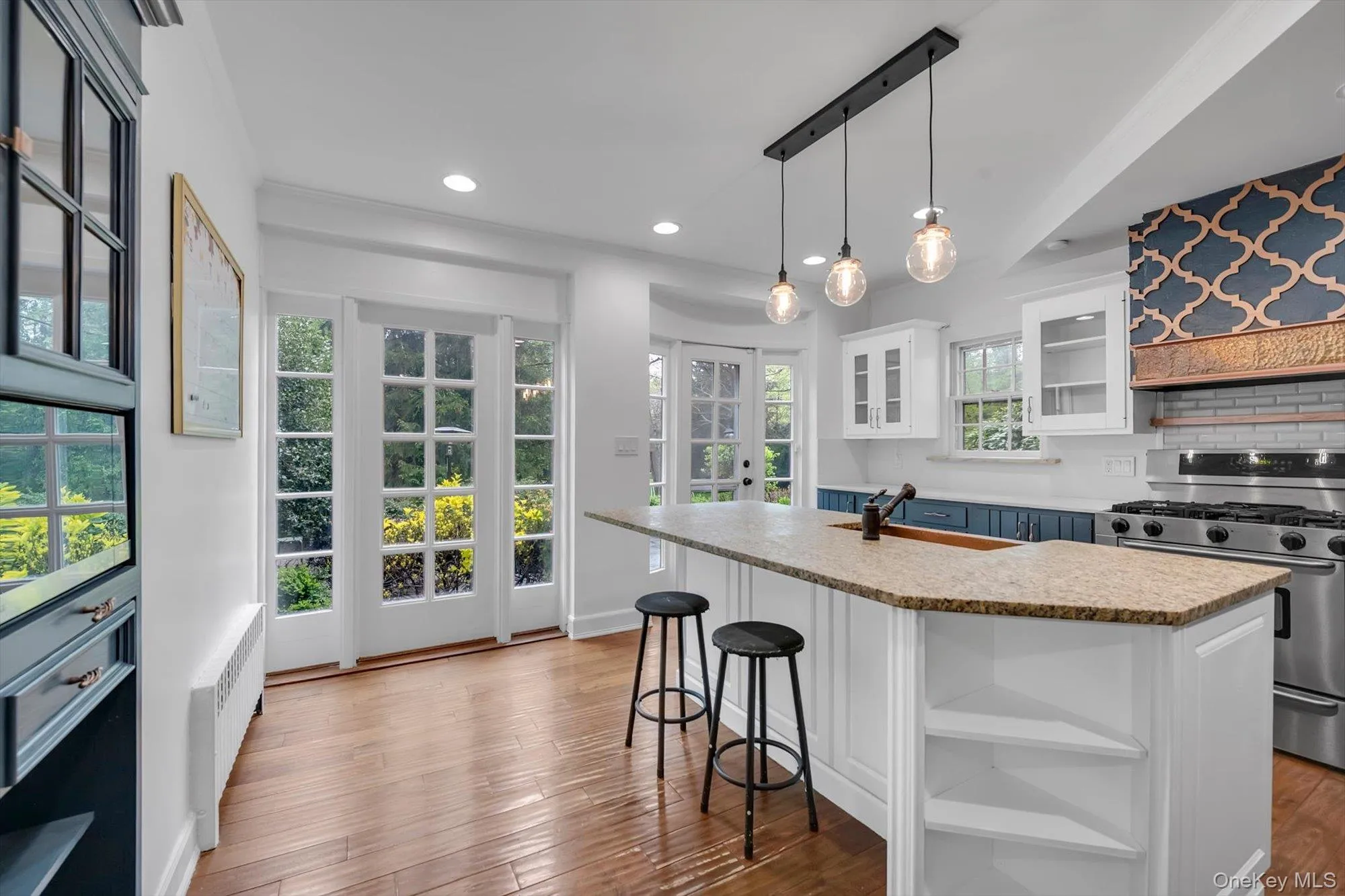 10 Hidden Pond, Oyster Bay, NY, 7 Bedrooms Bedrooms, 12 Rooms Rooms,4 BathroomsBathrooms,Residential Lease,For Rent,Hidden Pond,0,992427 10 Hidden Pond, Oyster Bay, NY, 7 Bedrooms Bedrooms, 12 Rooms Rooms,4 BathroomsBathrooms,Residential Lease,For Rent,Hidden Pond,0,992427
