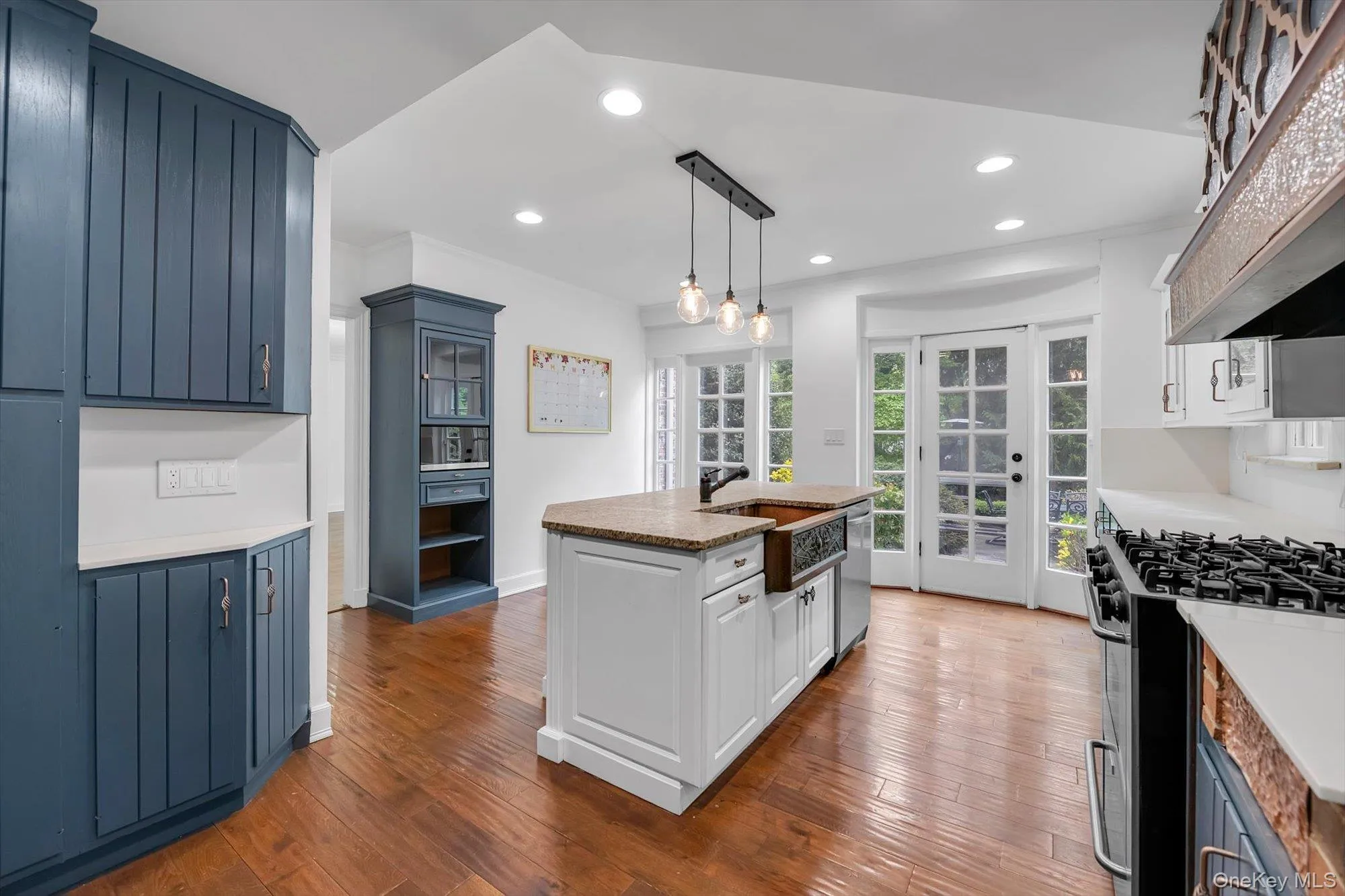 10 Hidden Pond, Oyster Bay, NY, 7 Bedrooms Bedrooms, 12 Rooms Rooms,4 BathroomsBathrooms,Residential Lease,For Rent,Hidden Pond,0,992427 10 Hidden Pond, Oyster Bay, NY, 7 Bedrooms Bedrooms, 12 Rooms Rooms,4 BathroomsBathrooms,Residential Lease,For Rent,Hidden Pond,0,992427