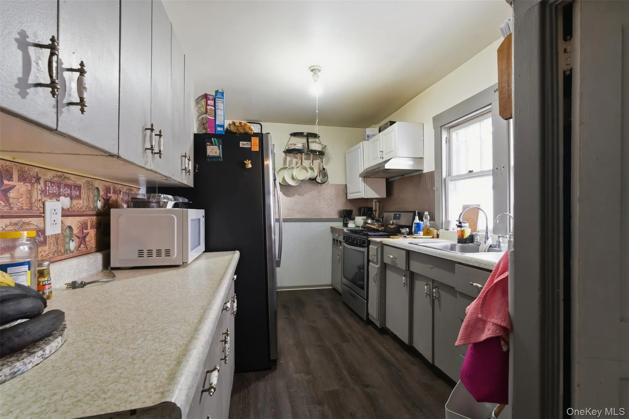 81 Fullerton Avenue, Newburgh (city), NY, 3 Bedrooms Bedrooms, 6 Rooms Rooms,2 BathroomsBathrooms,Residential Sale,For Rent,Fullerton,0,992439 81 Fullerton Avenue, Newburgh (city), NY, 3 Bedrooms Bedrooms, 6 Rooms Rooms,2 BathroomsBathrooms,Residential Sale,For Rent,Fullerton,0,992439