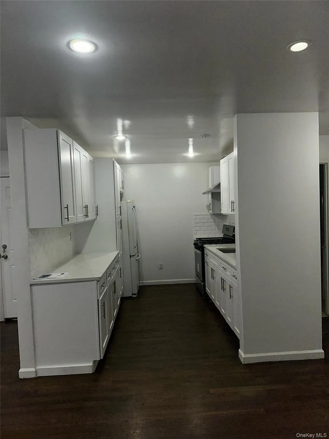 16726 108th Drive, New York, NY, 3 Bedrooms Bedrooms, 8 Rooms Rooms,2 BathroomsBathrooms,Residential Lease,For Rent,108th,0,992468 16726 108th Drive, New York, NY, 3 Bedrooms Bedrooms, 8 Rooms Rooms,2 BathroomsBathrooms,Residential Lease,For Rent,108th,0,992468