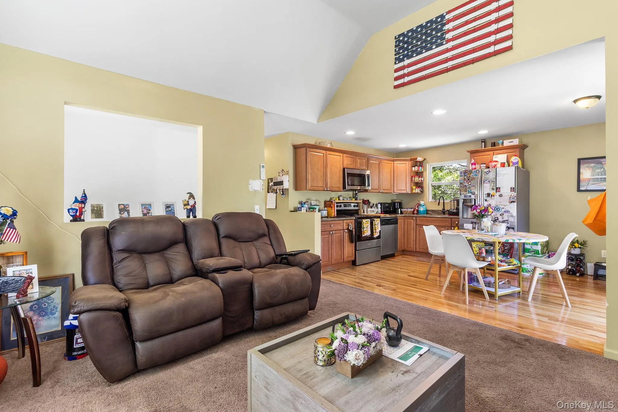 49 Oakdale Avenue, Brookhaven, NY, 4 Bedrooms Bedrooms, 7 Rooms Rooms,2 BathroomsBathrooms,Residential,For Rent,Oakdale,0,992469 49 Oakdale Avenue, Brookhaven, NY, 4 Bedrooms Bedrooms, 7 Rooms Rooms,2 BathroomsBathrooms,Residential,For Rent,Oakdale,0,992469