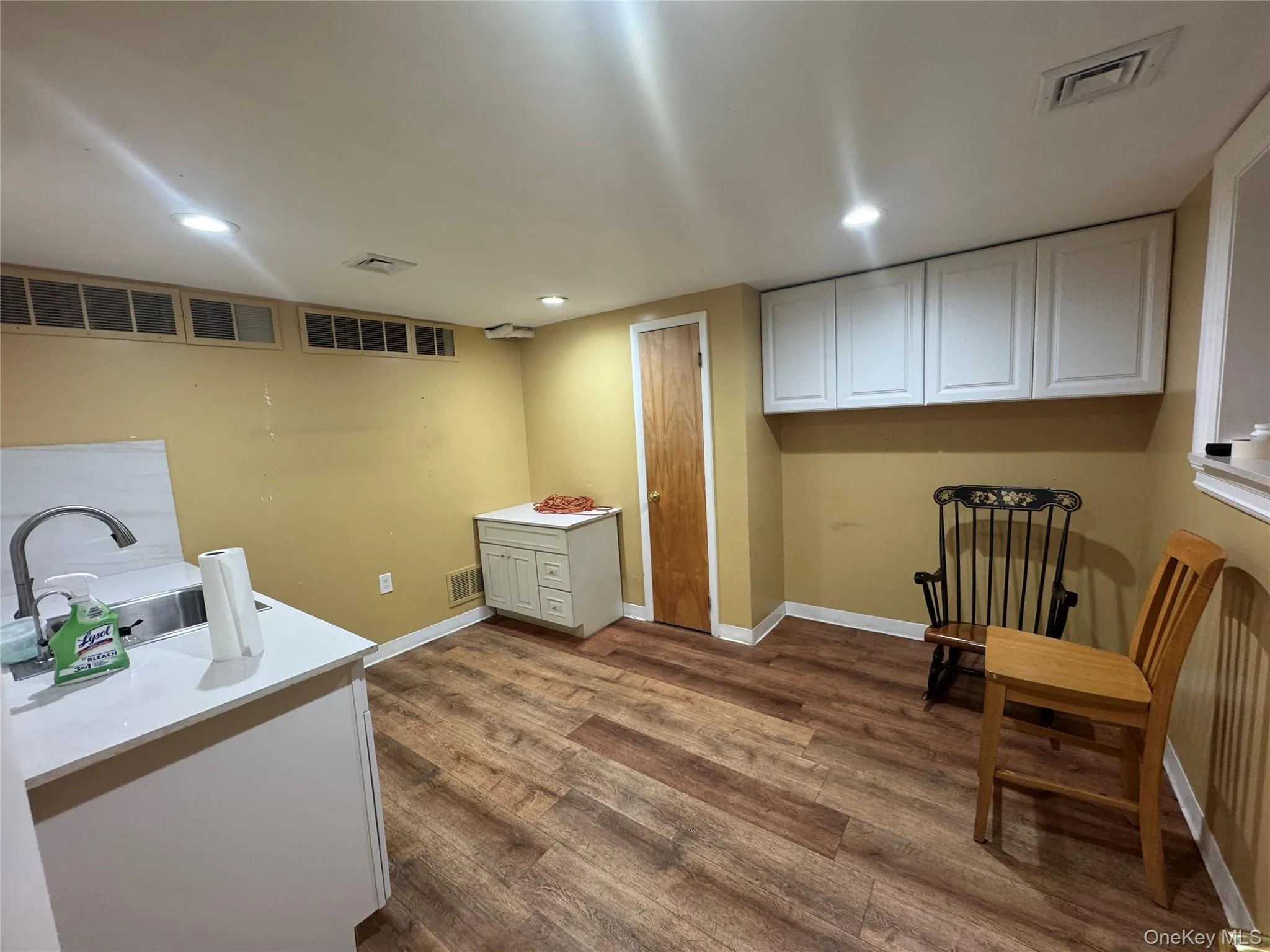 1931 New York Avenue, Huntington, NY, ,Commercial Lease,For Rent,New York,0,992474 1931 New York Avenue, Huntington, NY, ,Commercial Lease,For Rent,New York,0,992474