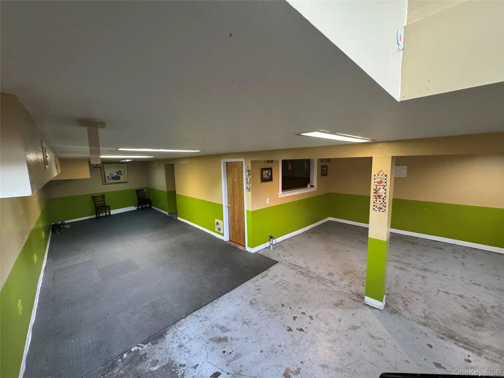 1931 New York Avenue, Huntington, NY, ,Commercial Lease,For Rent,New York,0,992474 1931 New York Avenue, Huntington, NY, ,Commercial Lease,For Rent,New York,0,992474