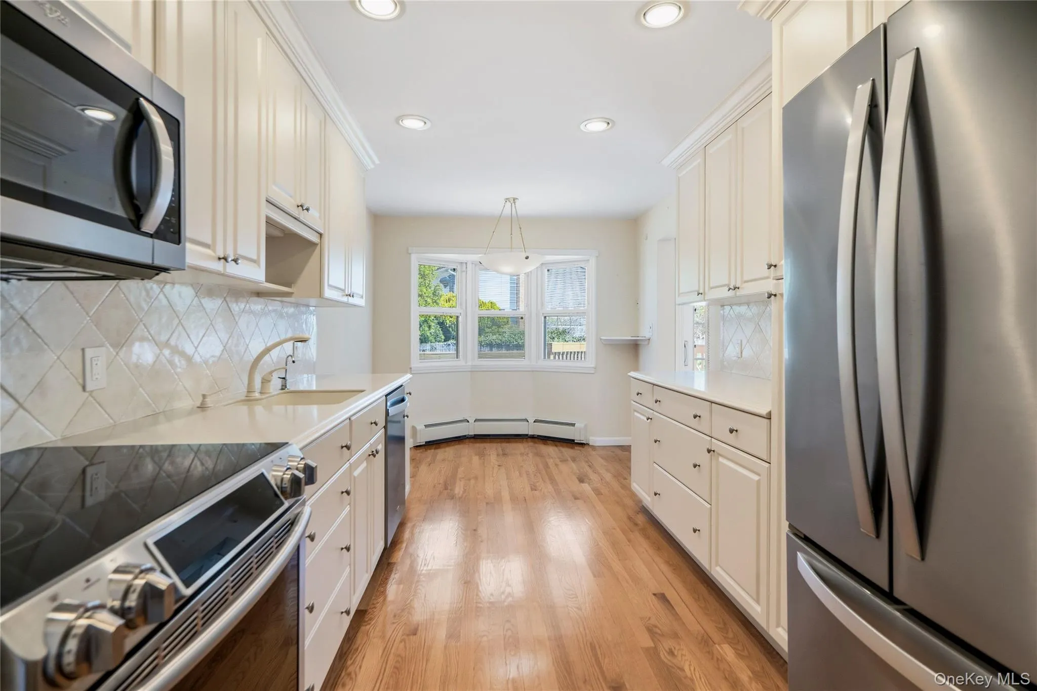 14 Harbor Lane, Oyster Bay, NY, 4 Bedrooms Bedrooms, 8 Rooms Rooms,2 BathroomsBathrooms,Residential Lease,For Rent,Harbor,0,992476 14 Harbor Lane, Oyster Bay, NY, 4 Bedrooms Bedrooms, 8 Rooms Rooms,2 BathroomsBathrooms,Residential Lease,For Rent,Harbor,0,992476