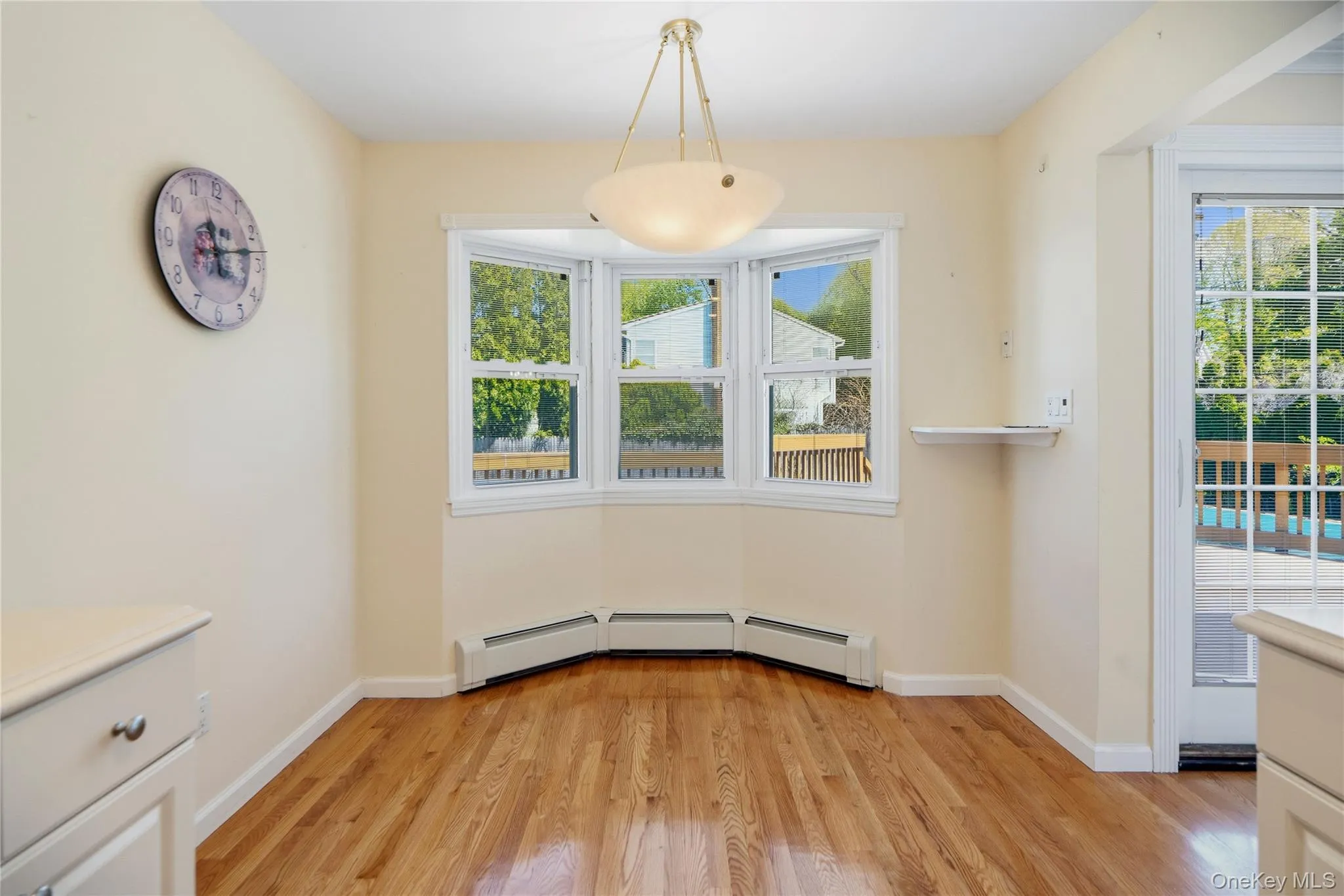 14 Harbor Lane, Oyster Bay, NY, 4 Bedrooms Bedrooms, 8 Rooms Rooms,2 BathroomsBathrooms,Residential Lease,For Rent,Harbor,0,992476 14 Harbor Lane, Oyster Bay, NY, 4 Bedrooms Bedrooms, 8 Rooms Rooms,2 BathroomsBathrooms,Residential Lease,For Rent,Harbor,0,992476