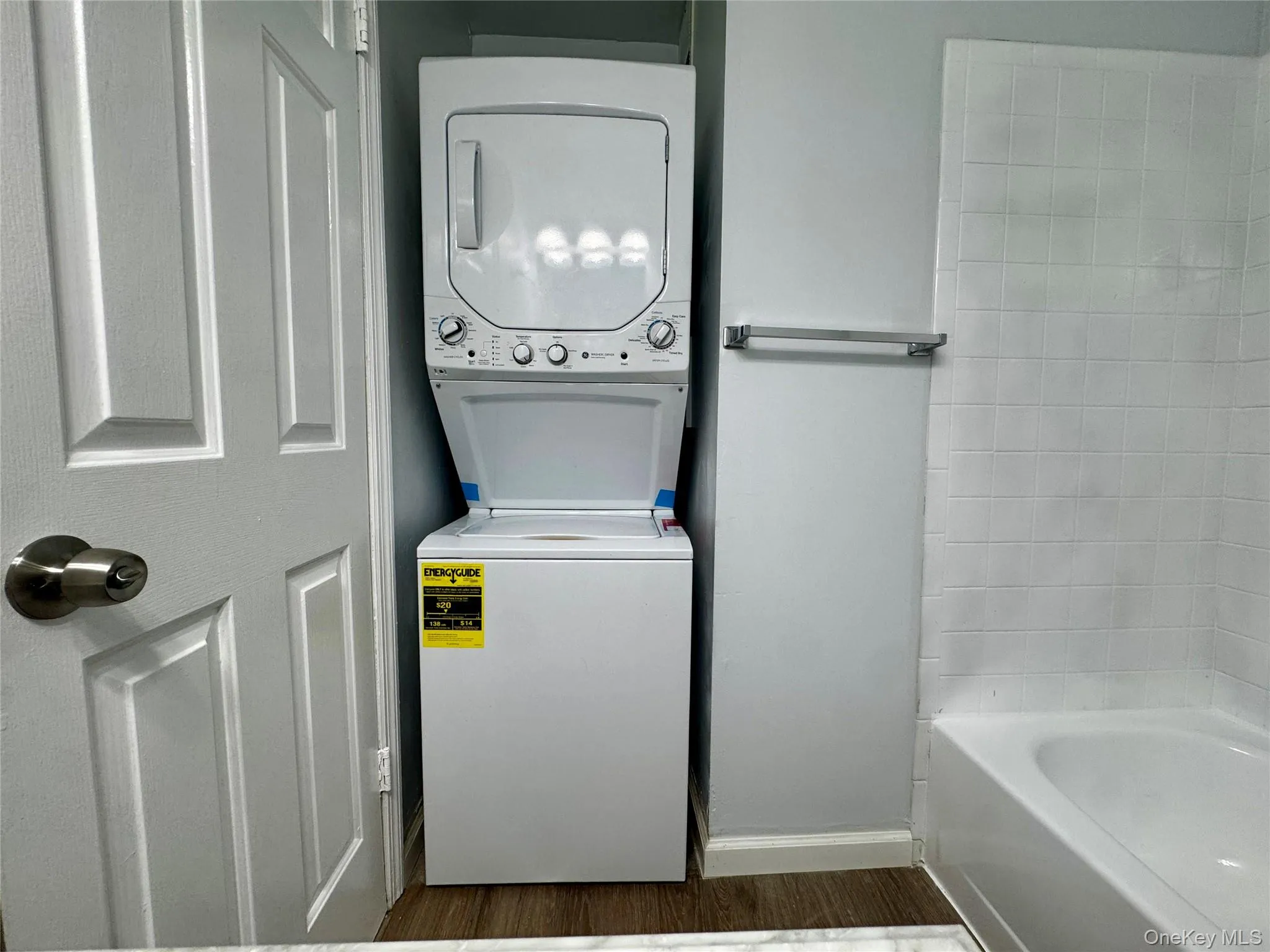 5 Lexington Hill, Monroe, NY, 2 Bedrooms Bedrooms, 6 Rooms Rooms,2 BathroomsBathrooms,Residential Lease,For Rent,Lexington,0,992488 5 Lexington Hill, Monroe, NY, 2 Bedrooms Bedrooms, 6 Rooms Rooms,2 BathroomsBathrooms,Residential Lease,For Rent,Lexington,0,992488