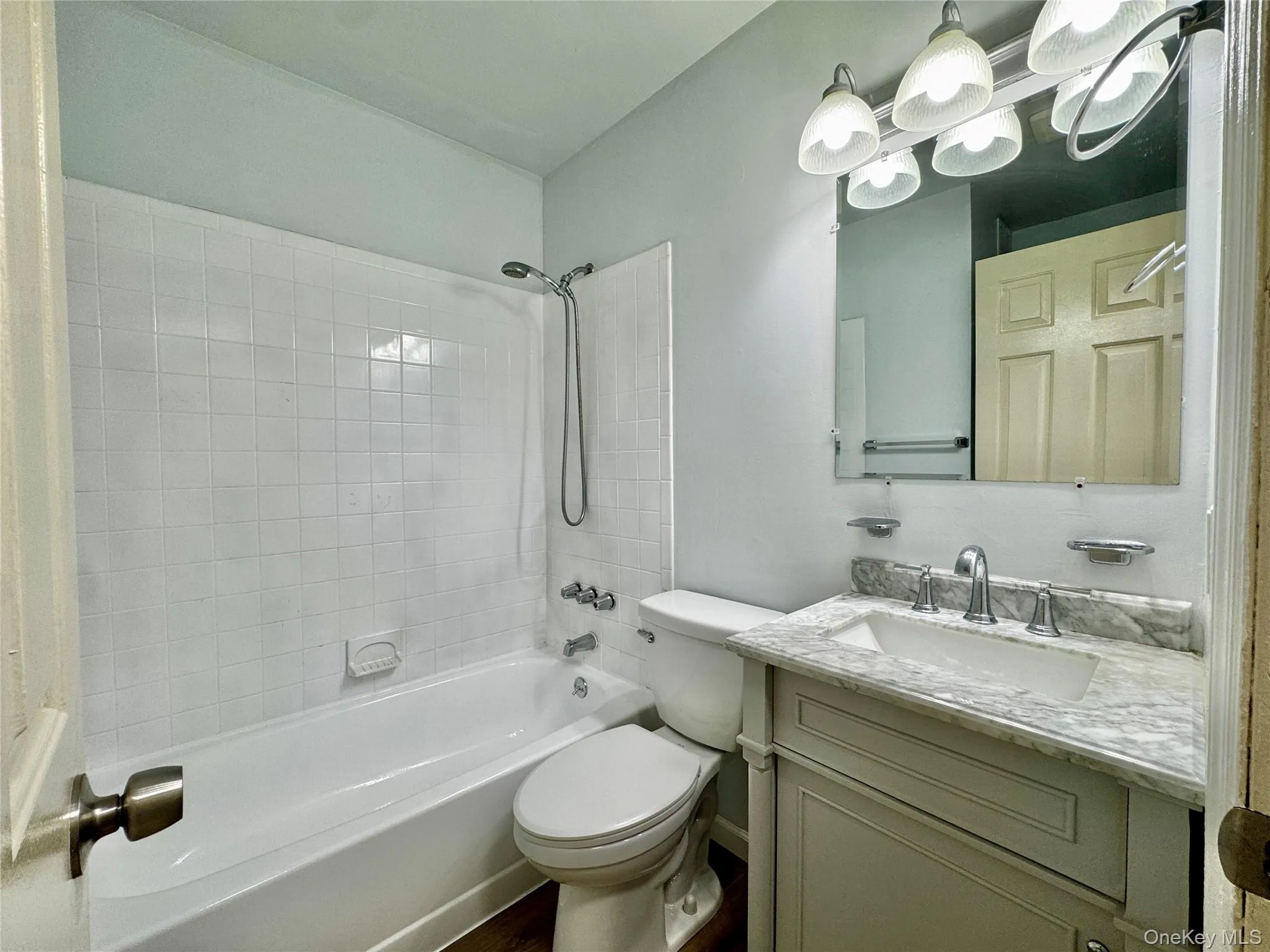 5 Lexington Hill, Monroe, NY, 2 Bedrooms Bedrooms, 6 Rooms Rooms,2 BathroomsBathrooms,Residential Lease,For Rent,Lexington,0,992488 5 Lexington Hill, Monroe, NY, 2 Bedrooms Bedrooms, 6 Rooms Rooms,2 BathroomsBathrooms,Residential Lease,For Rent,Lexington,0,992488