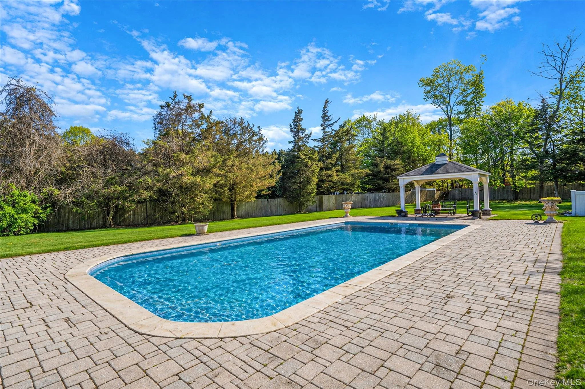 2 Deepwells Lane, Smithtown, NY, 5 Bedrooms Bedrooms, 10 Rooms Rooms,3 BathroomsBathrooms,Residential,For Rent,Deepwells,0,KEY992489 2 Deepwells Lane, Smithtown, NY, 5 Bedrooms Bedrooms, 10 Rooms Rooms,3 BathroomsBathrooms,Residential,For Rent,Deepwells,0,KEY992489