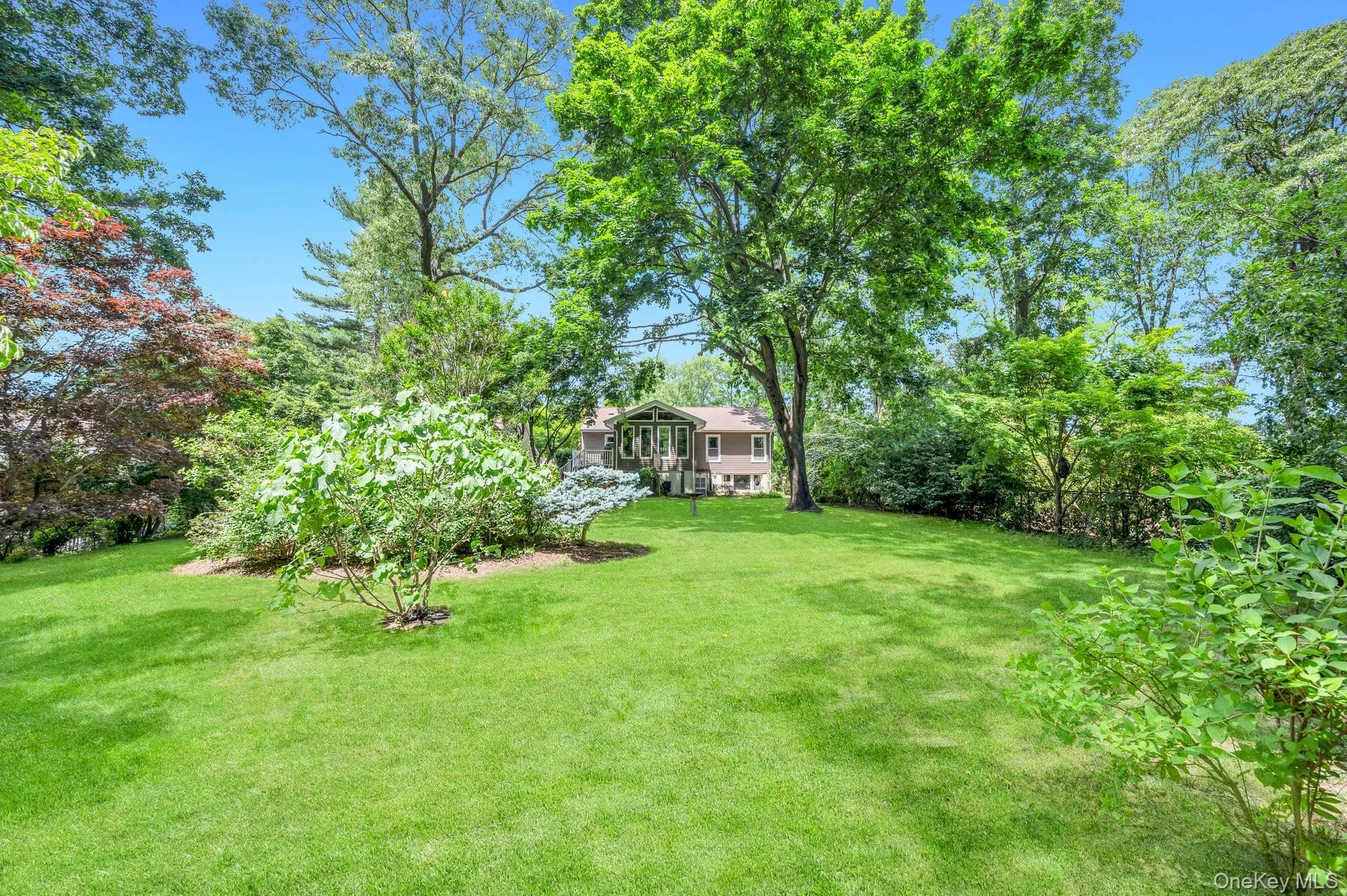 50 Soundview Drive, Smithtown, NY, 3 Bedrooms Bedrooms, 8 Rooms Rooms,3 BathroomsBathrooms,Residential,For Rent,Soundview,0,992501 50 Soundview Drive, Smithtown, NY, 3 Bedrooms Bedrooms, 8 Rooms Rooms,3 BathroomsBathrooms,Residential,For Rent,Soundview,0,992501
