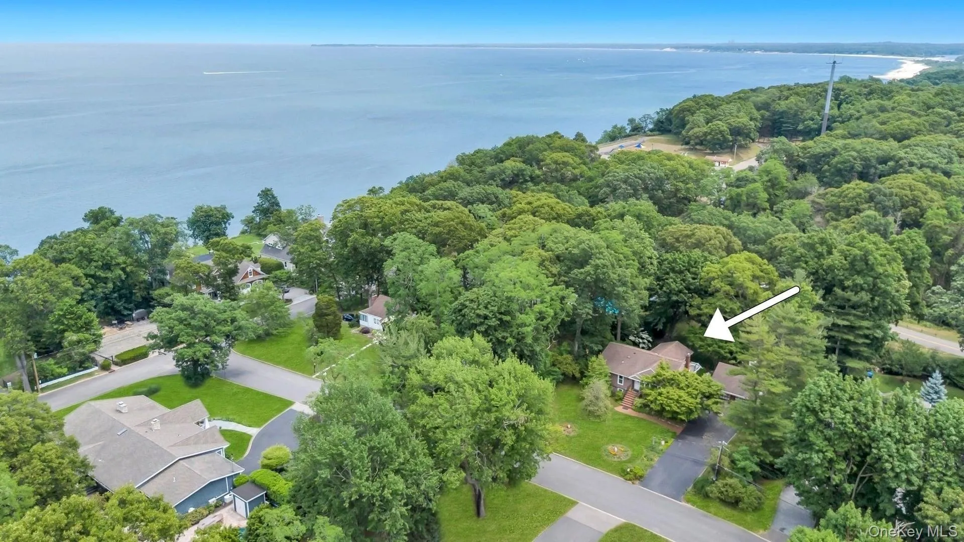 50 Soundview Drive, Smithtown, NY, 3 Bedrooms Bedrooms, 8 Rooms Rooms,3 BathroomsBathrooms,Residential,For Rent,Soundview,0,992501 50 Soundview Drive, Smithtown, NY, 3 Bedrooms Bedrooms, 8 Rooms Rooms,3 BathroomsBathrooms,Residential,For Rent,Soundview,0,992501