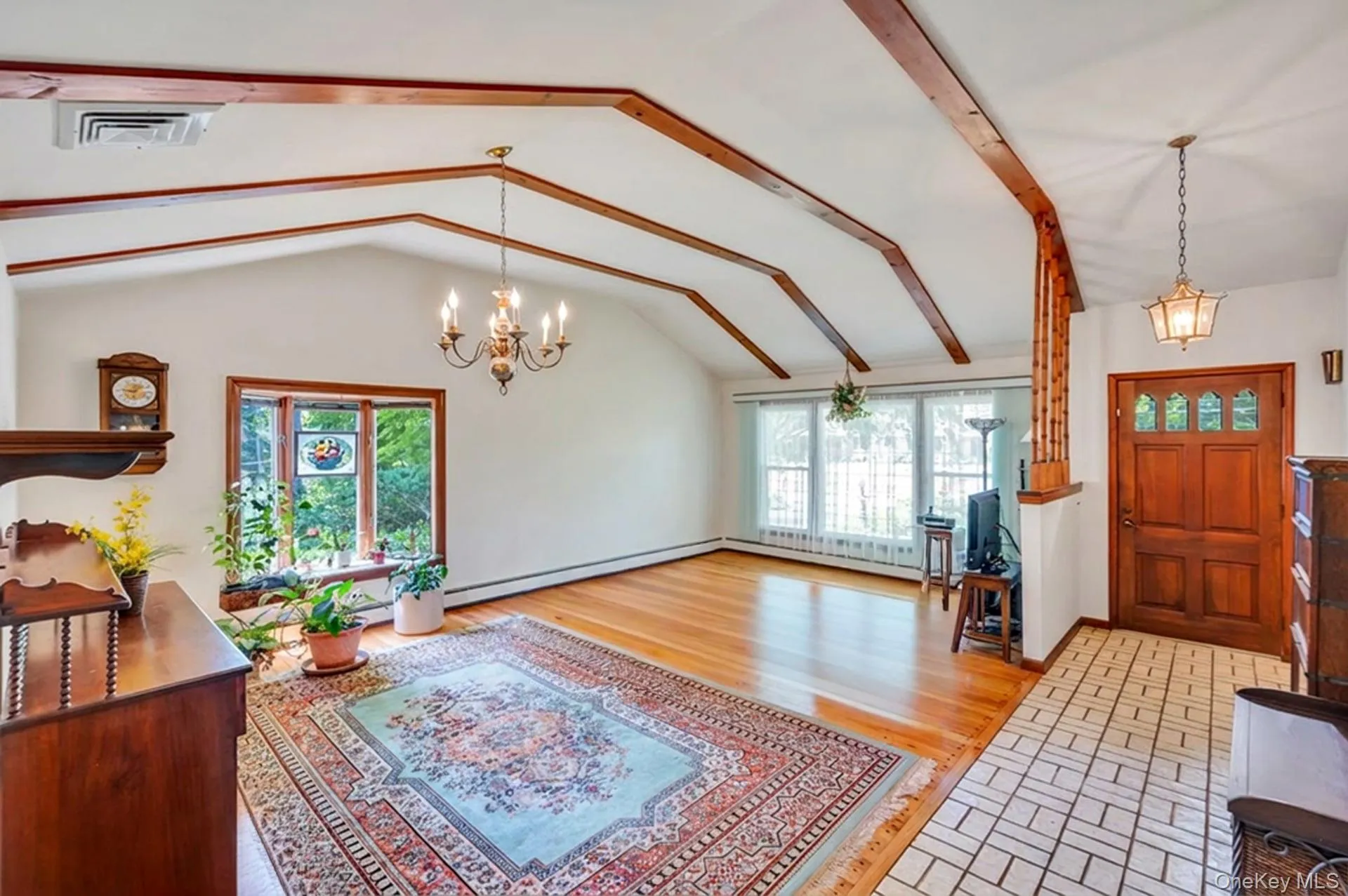 50 Soundview Drive, Smithtown, NY, 3 Bedrooms Bedrooms, 8 Rooms Rooms,3 BathroomsBathrooms,Residential,For Rent,Soundview,0,992501 50 Soundview Drive, Smithtown, NY, 3 Bedrooms Bedrooms, 8 Rooms Rooms,3 BathroomsBathrooms,Residential,For Rent,Soundview,0,992501