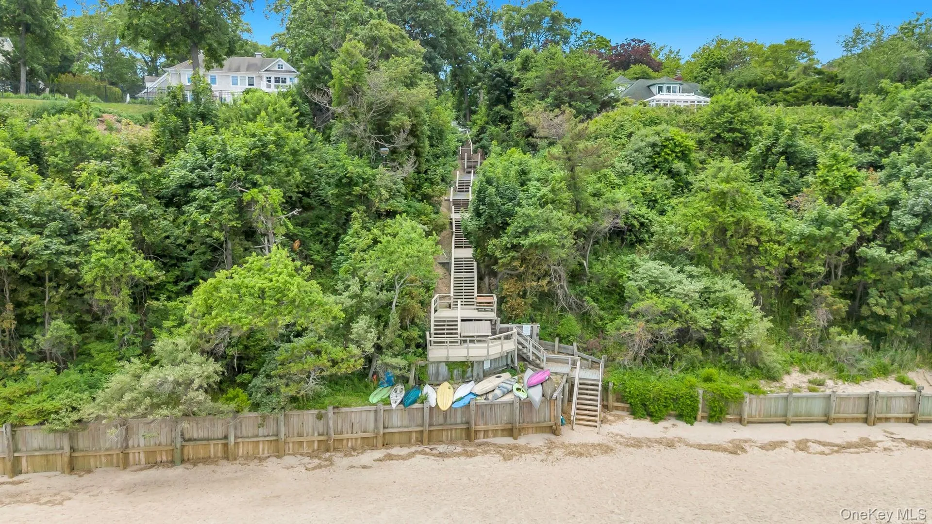 50 Soundview Drive, Smithtown, NY, 3 Bedrooms Bedrooms, 8 Rooms Rooms,3 BathroomsBathrooms,Residential,For Rent,Soundview,0,992501 50 Soundview Drive, Smithtown, NY, 3 Bedrooms Bedrooms, 8 Rooms Rooms,3 BathroomsBathrooms,Residential,For Rent,Soundview,0,992501